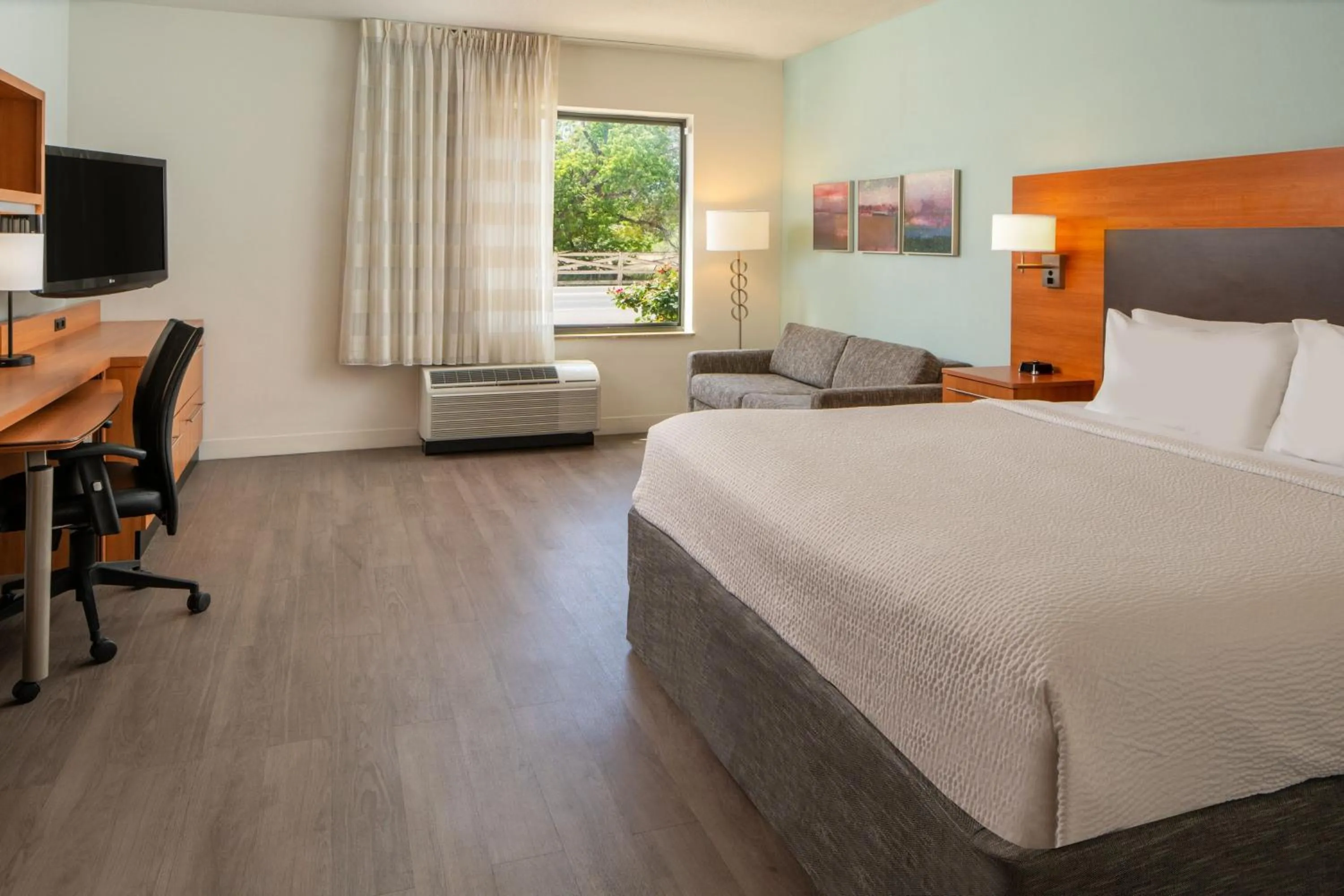 Photo of the whole room, Bed in TownePlace Suites by Marriott Vernal