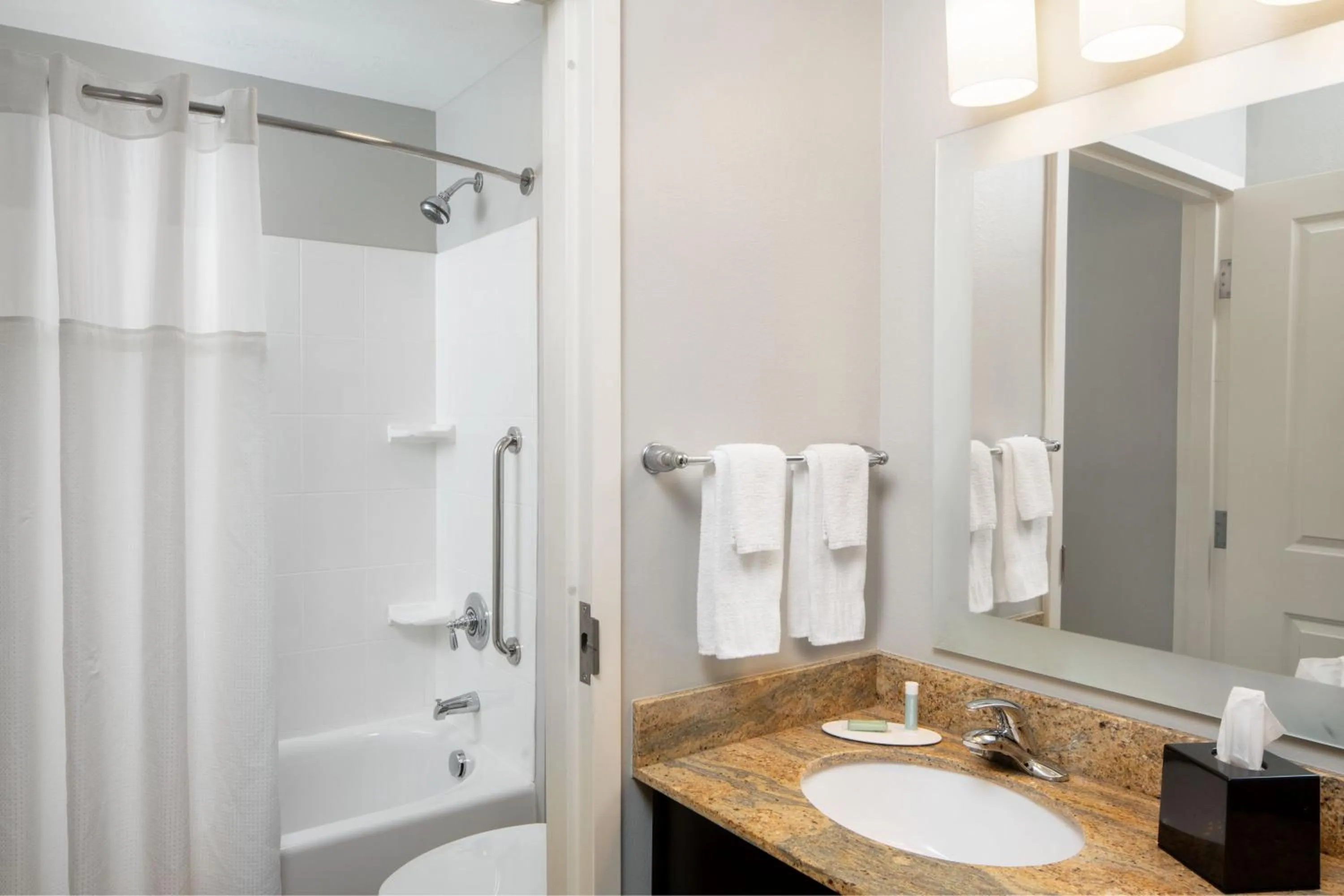 Bathroom in TownePlace Suites by Marriott Vernal