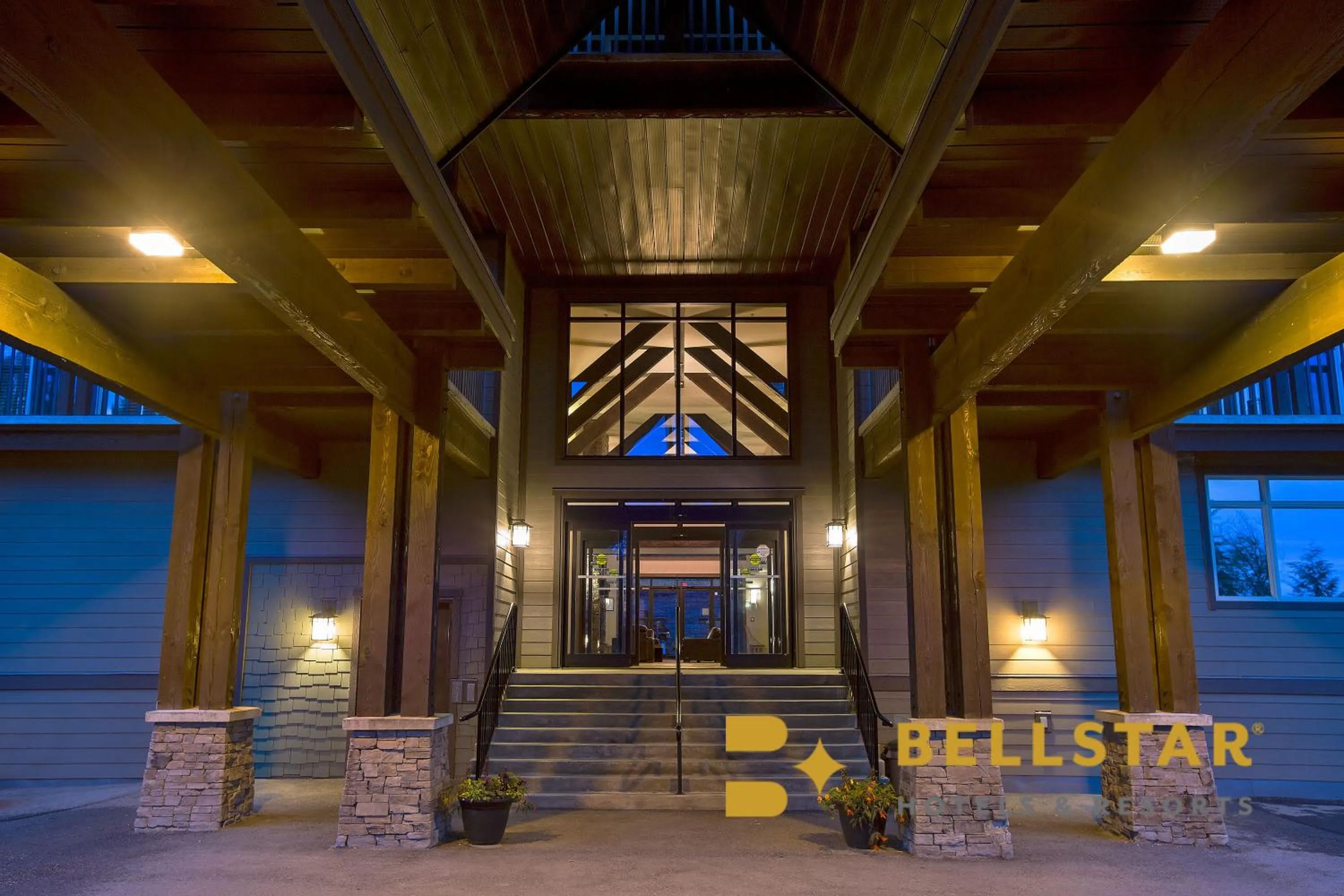 Facade/entrance in Palliser Lodge — Bellstar Hotels & Resorts