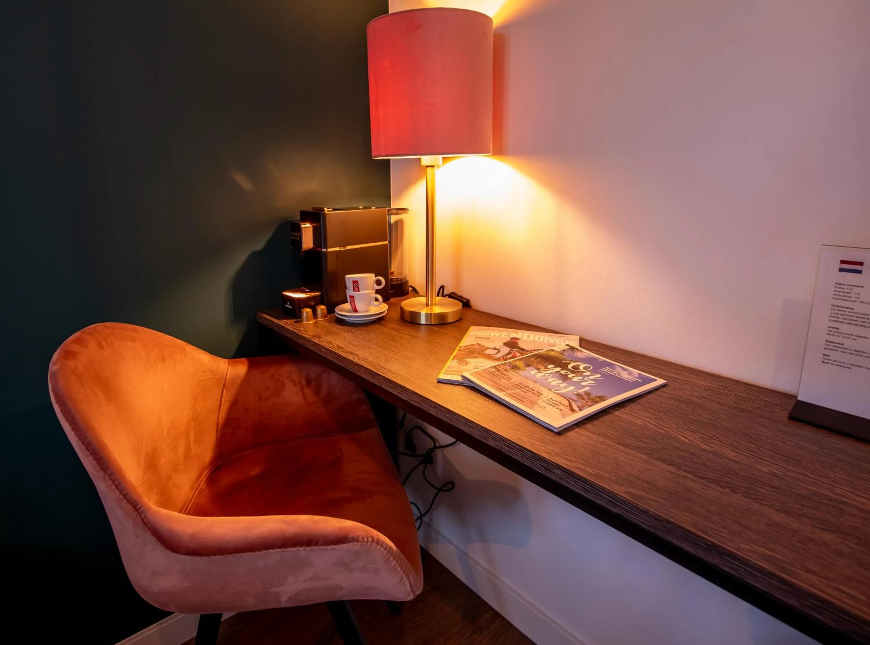 hair dresser in Hotel Bom