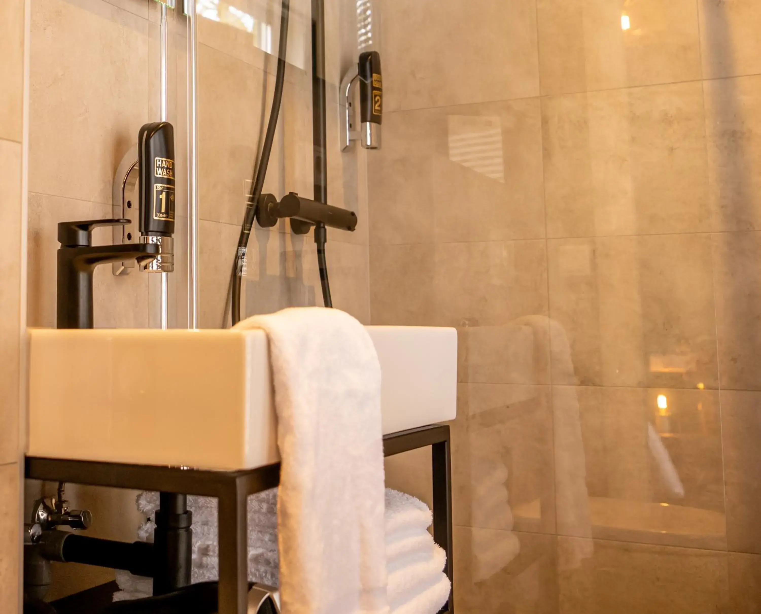 Standard Double Room in Hotel Bom Standard Double Room in Hotel Bom