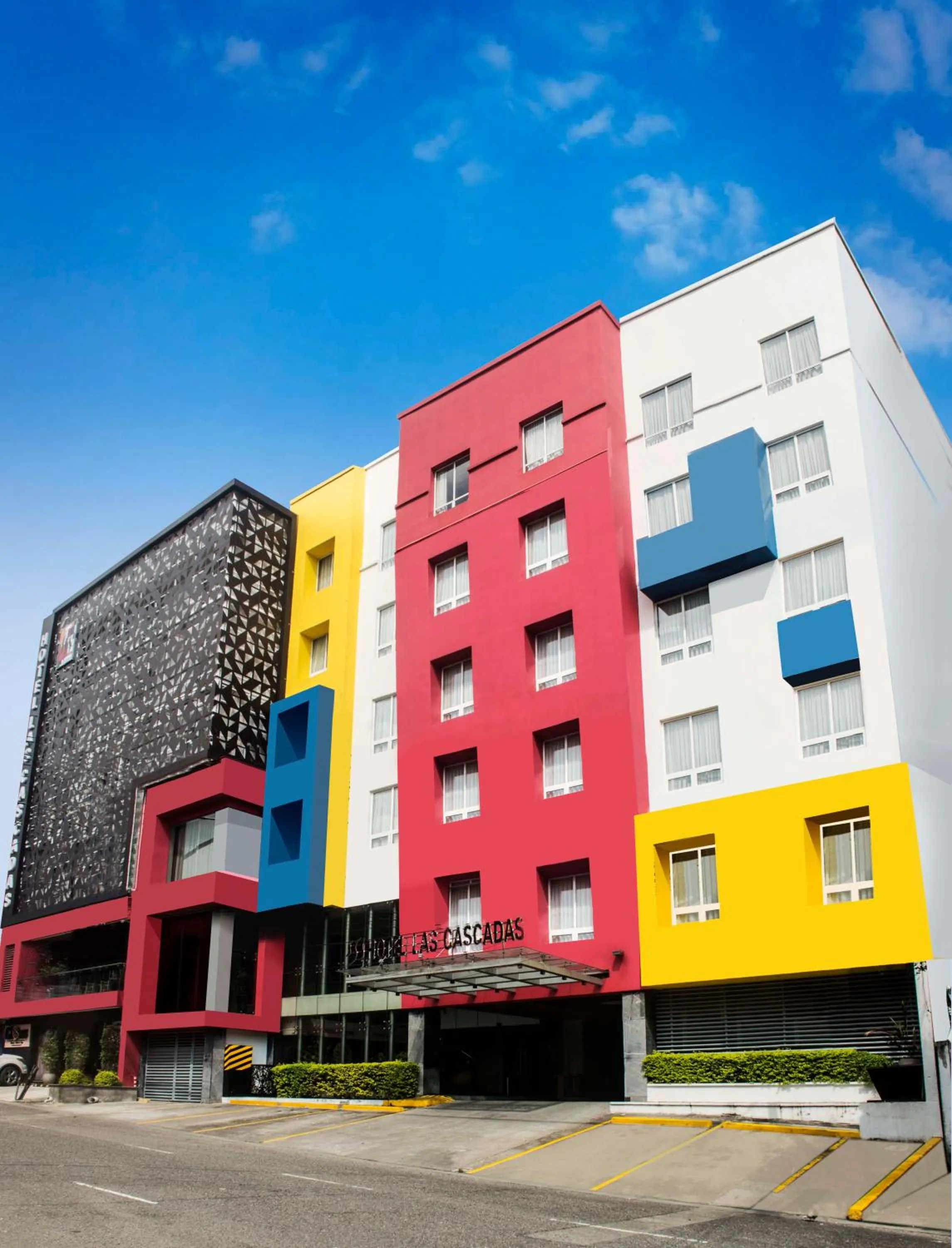 Property building in Hotel Las Cascadas