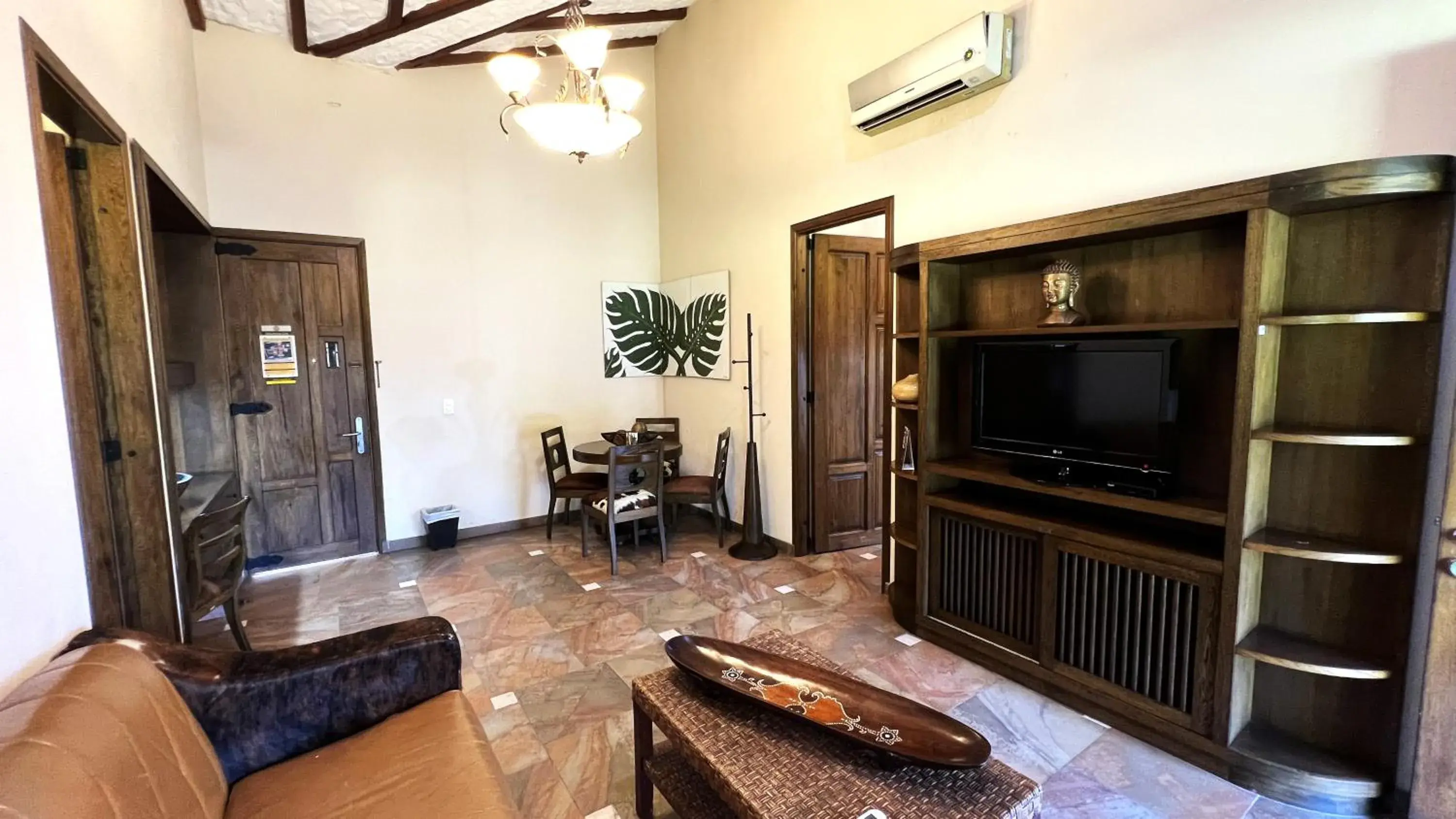 Two-Bedroom Suite in Tequendama Hotel Campestre Villavicencio Two-Bedroom Suite in Tequendama Hotel Campestre Villavicencio