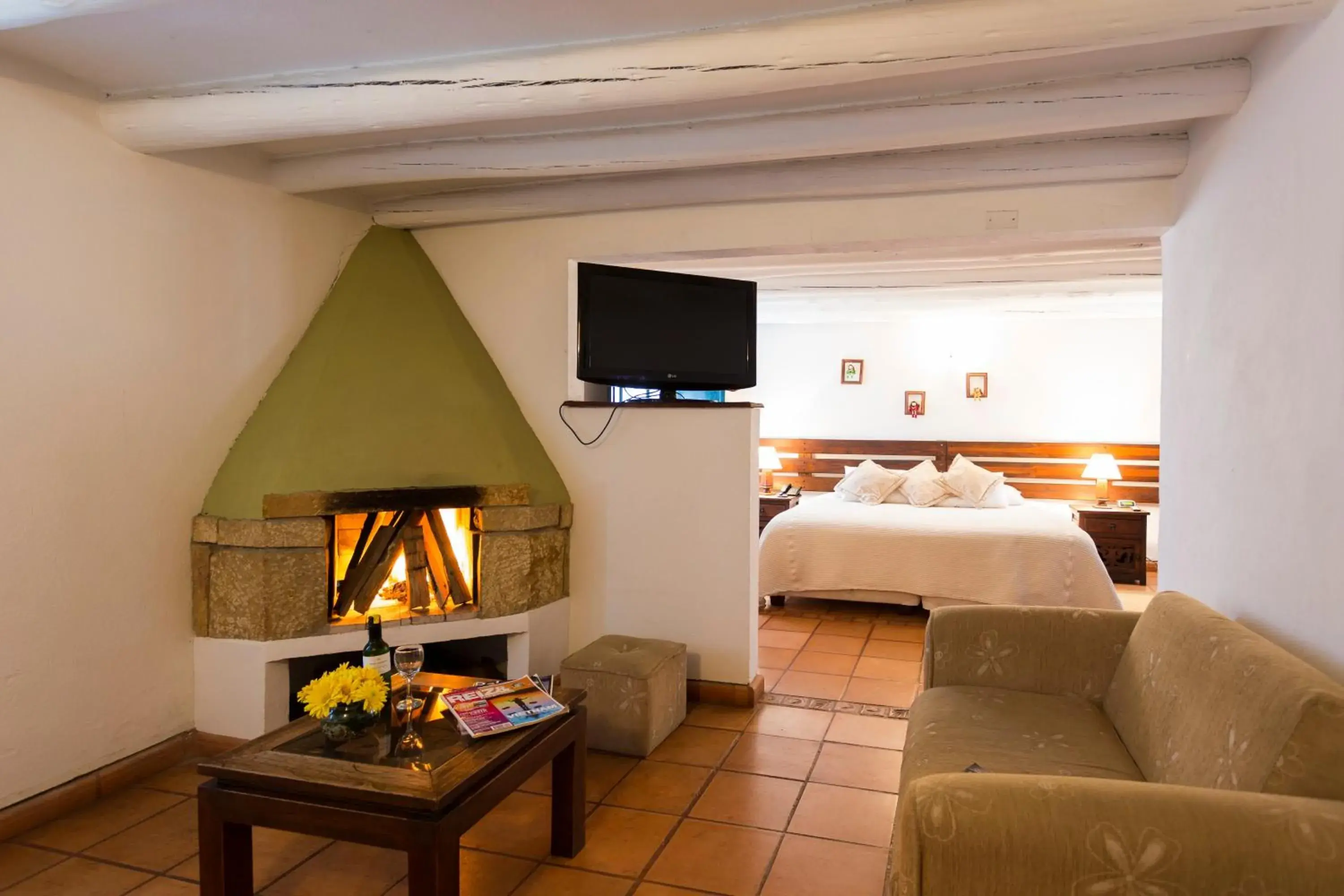 Superior Quadruple Room in Hotel y Spa Getsemani Superior Quadruple Room in Hotel y Spa Getsemani