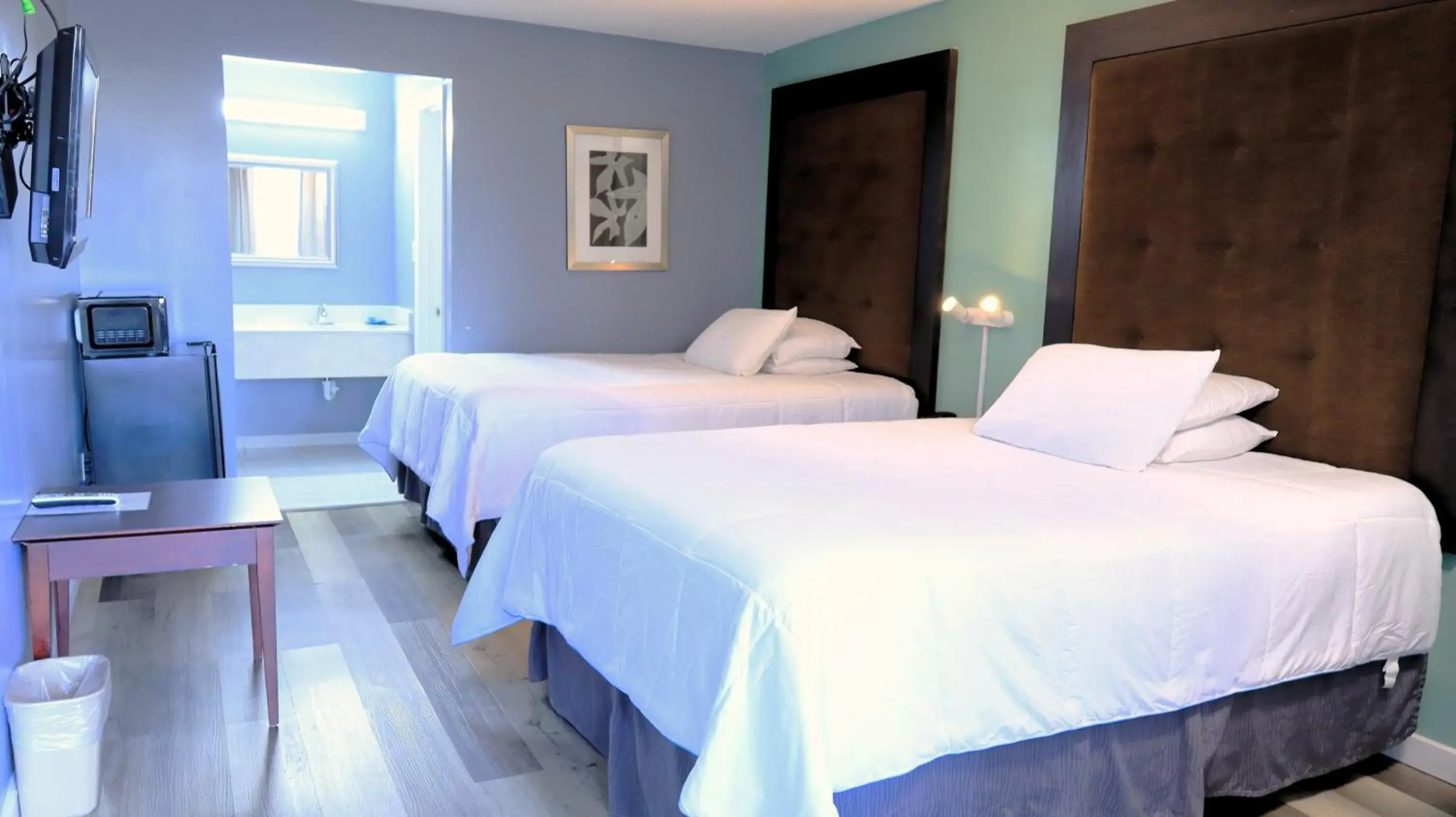 2 Double Beds Non-Smoking in Americas Best Value Inn Suites & Studios Blytheville by Sonesta 2 Double Beds Non-Smoking in Americas Best Value Inn Suites & Studios Blytheville by Sonesta