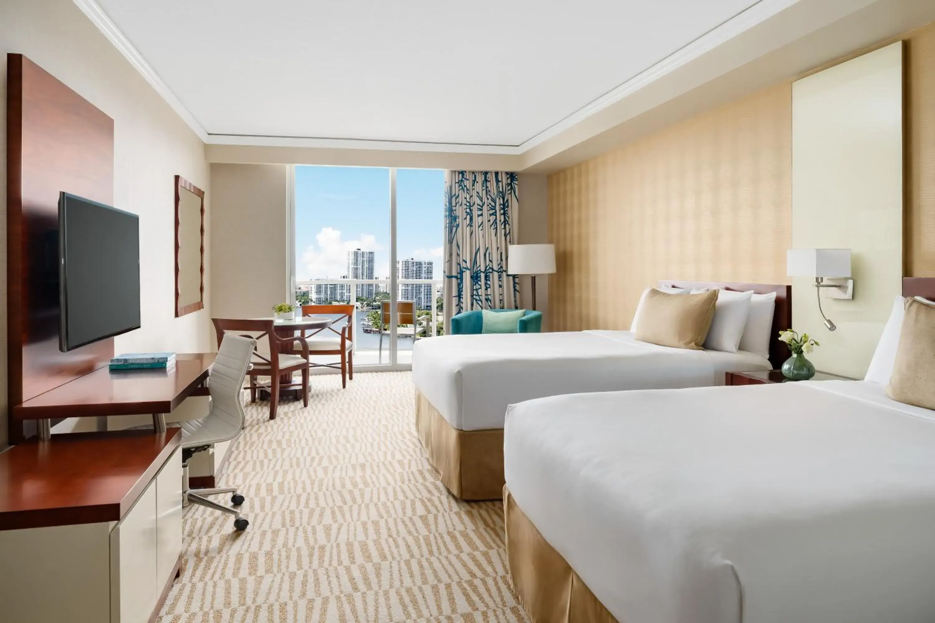 Double Room - Disability Access in Trump International Beach Resort - Sunny Isles Beach Double Room - Disability Access in Trump International Beach Resort - Sunny Isles Beach
