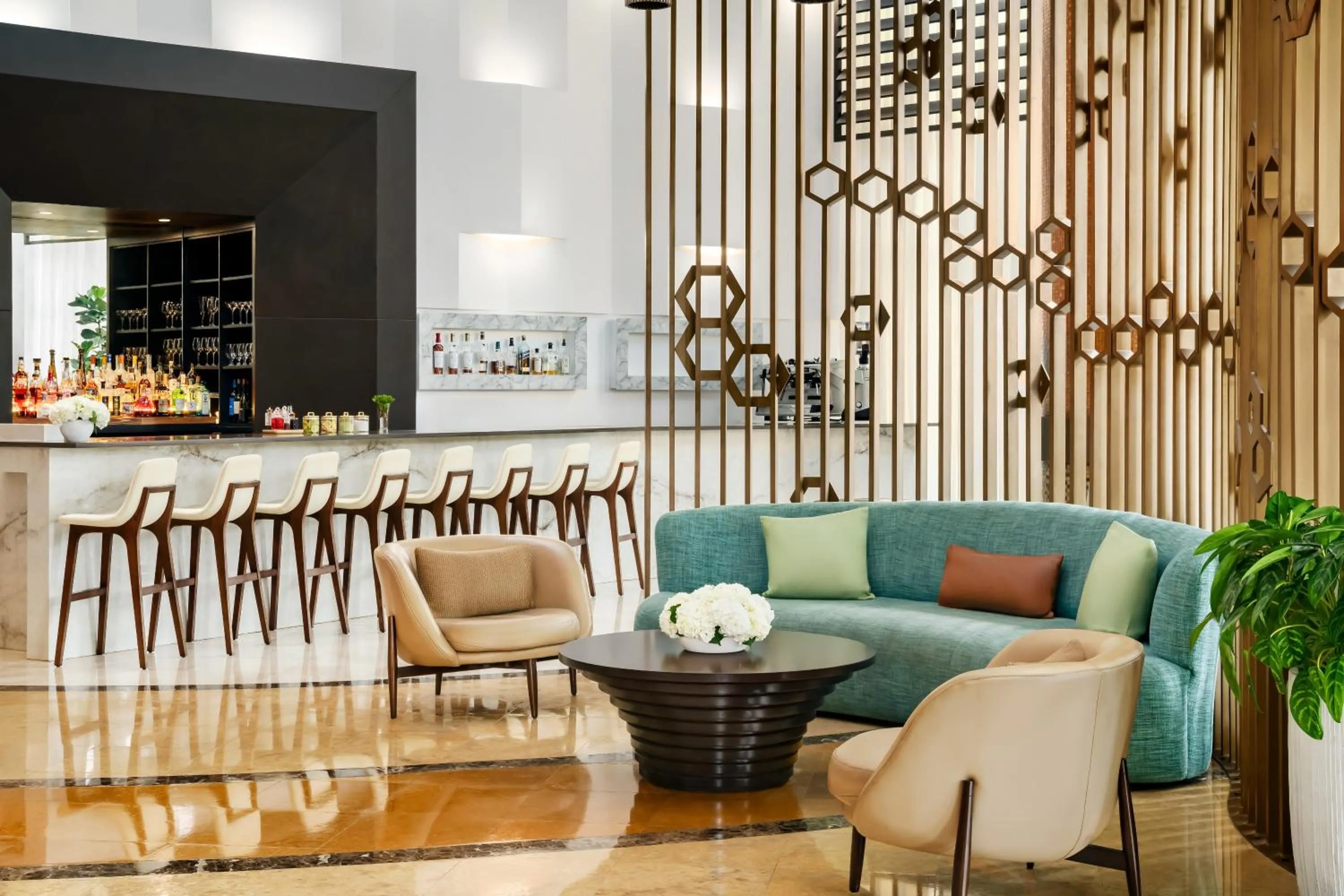 Lounge or bar in Trump International Beach Resort - Sunny Isles Beach