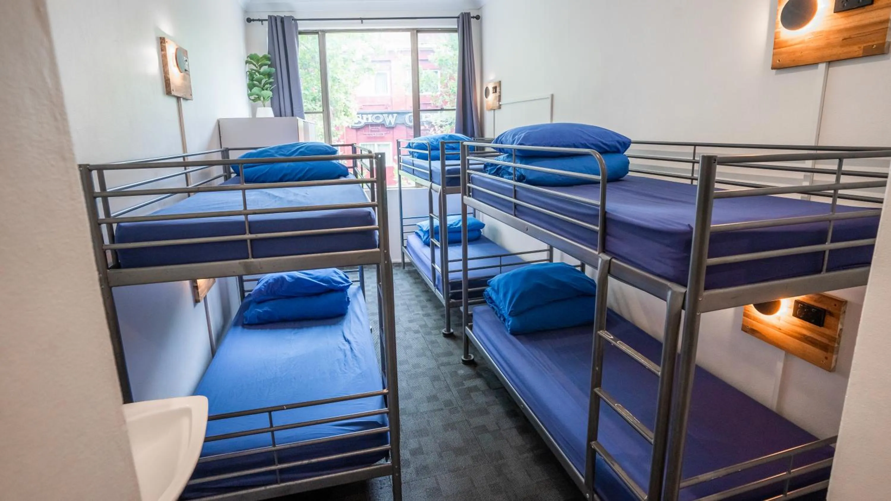 Bunk Bed in Hump Backpackers