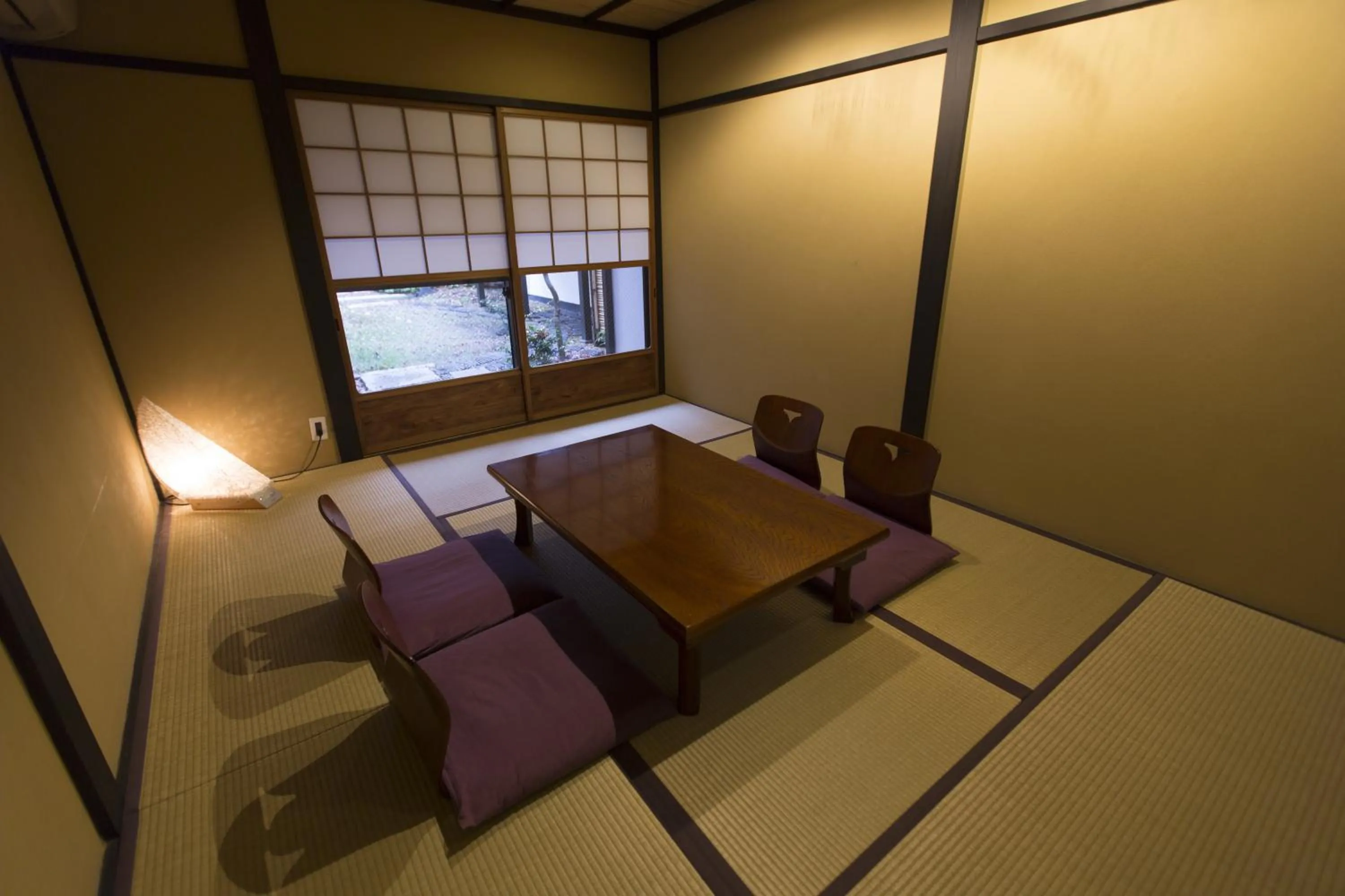Living room in Shirafuji-an