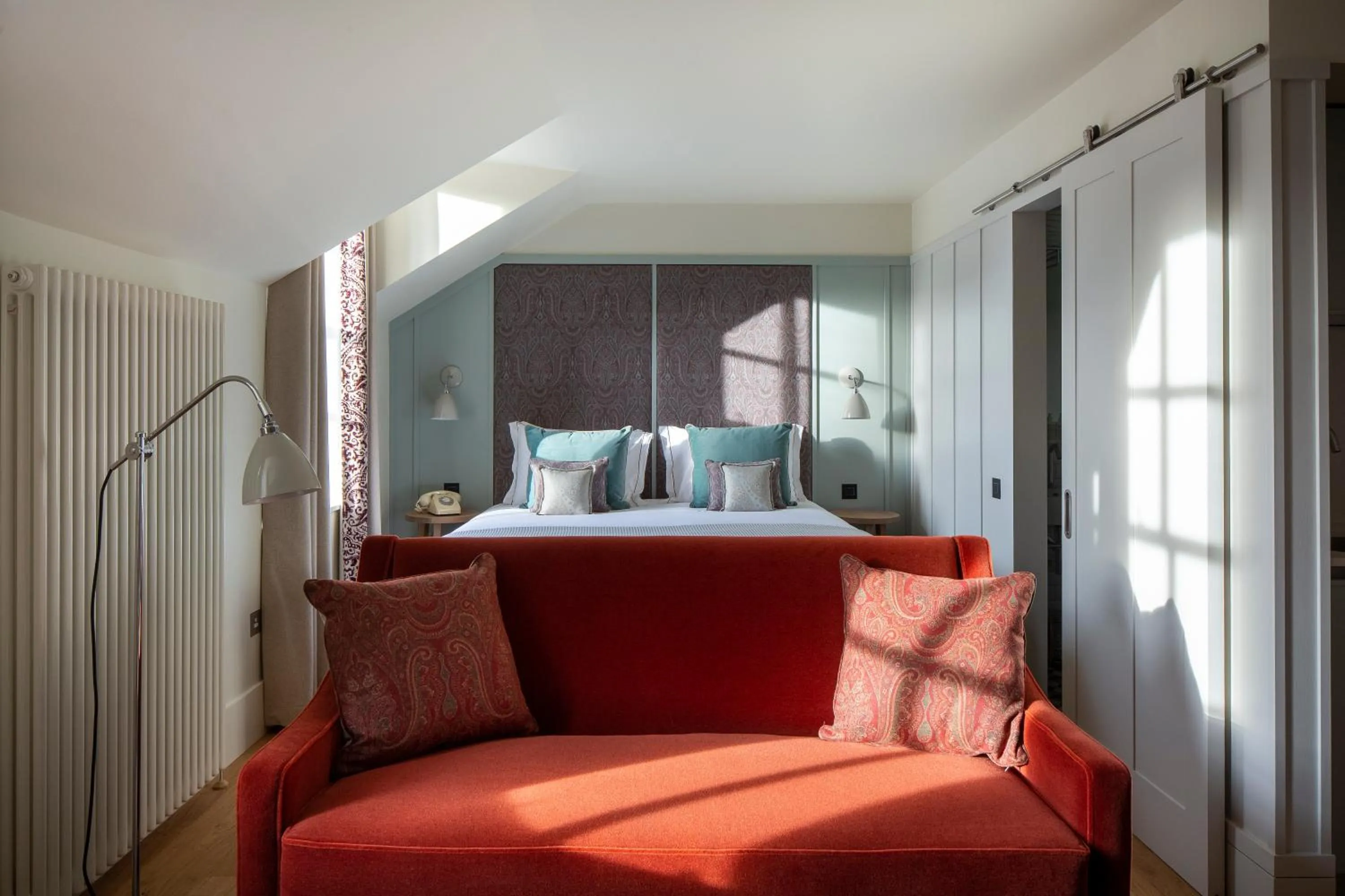 Bed in Abbey Strand Apartments, at Holyrood