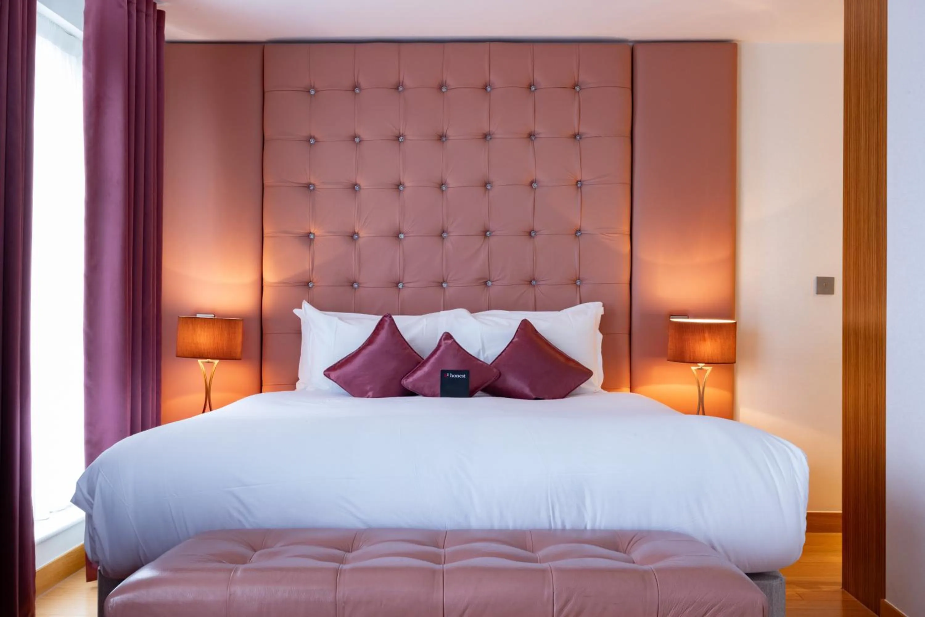 Bedroom, Bed in Bermondsey Square Hotel - A Bespoke Hotel