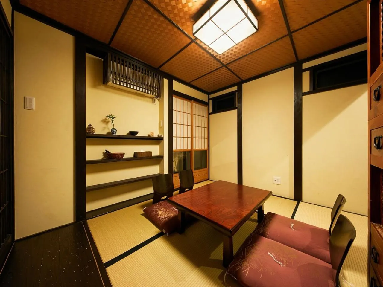 Living room, Bed in Kikyo-an