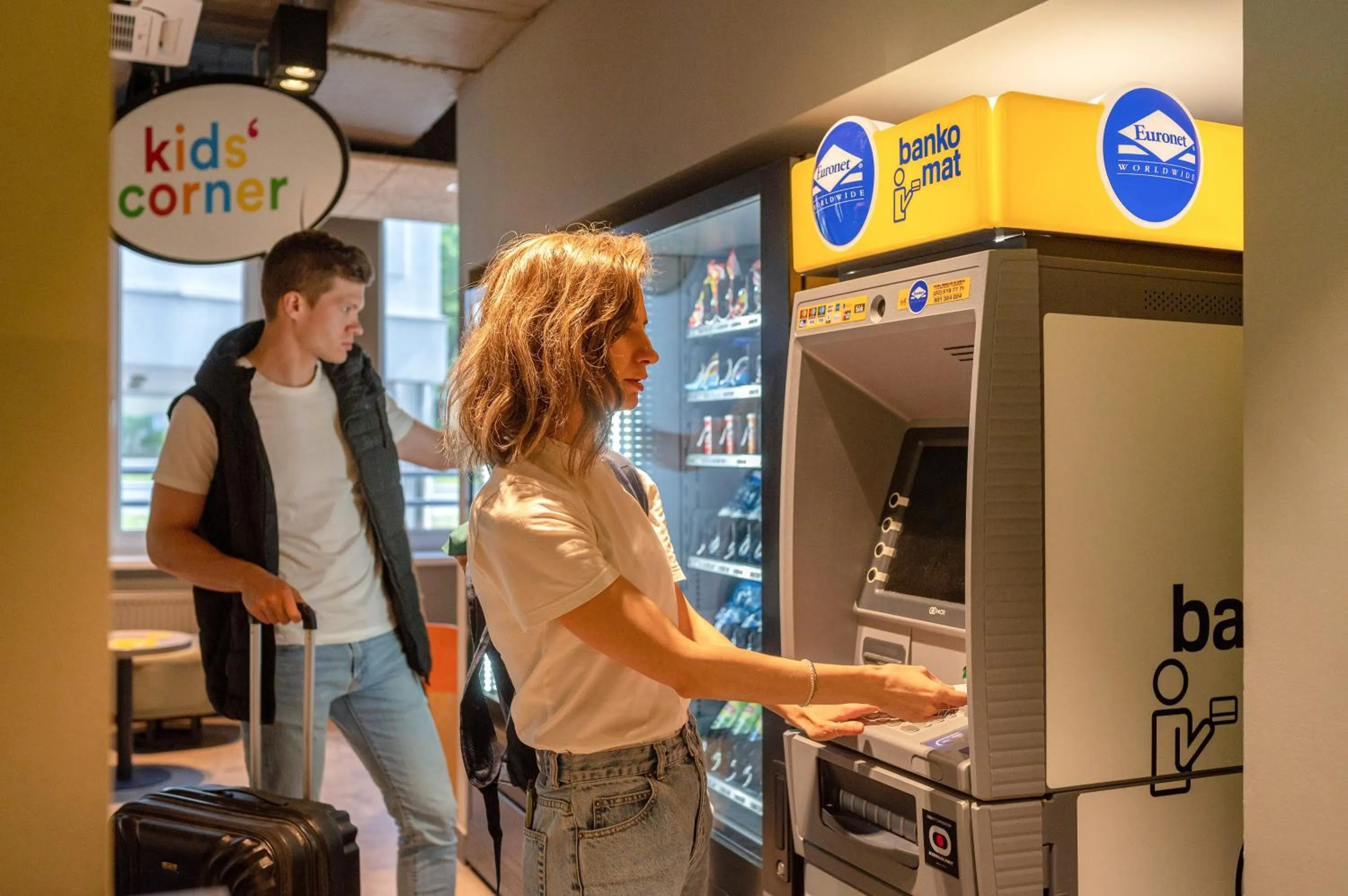 ATM in a&o Warszawa Wola