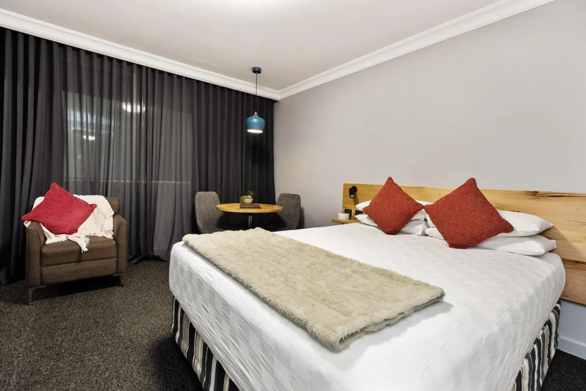 Family Room with 2 Queen Beds in Townhouse Hotel Family Room with 2 Queen Beds in Townhouse Hotel