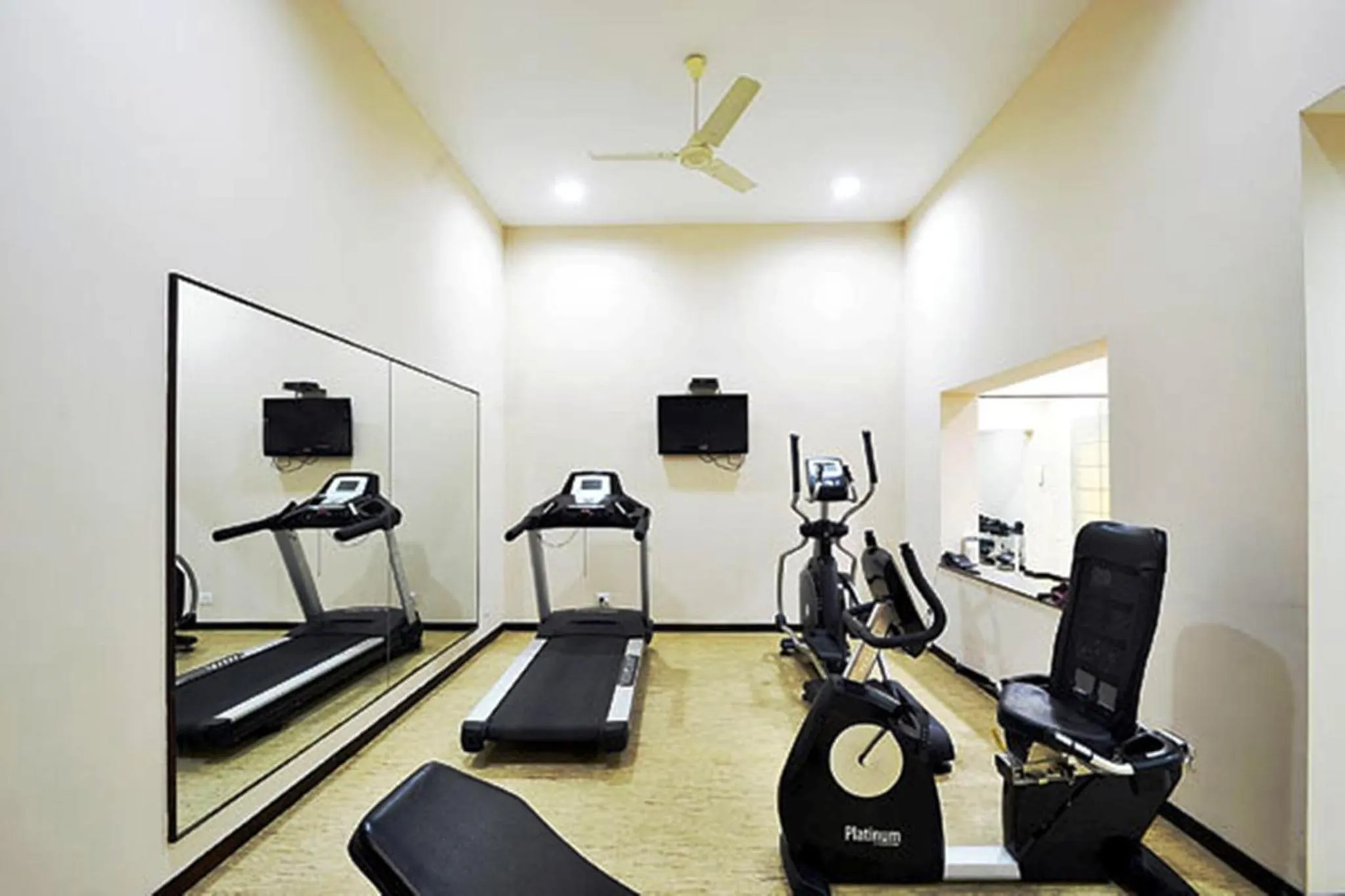 Fitness centre/facilities in Little Chef Hotel