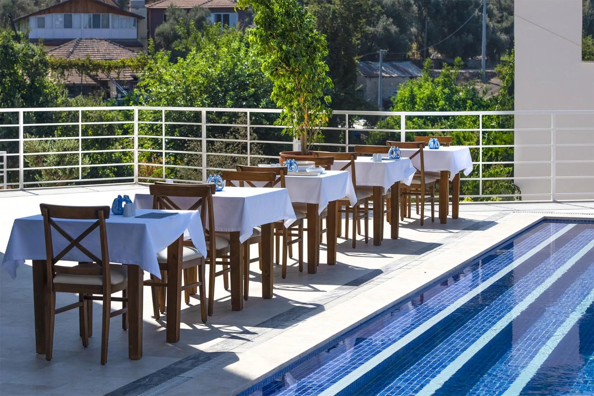 Restaurant/places to eat in Highclere Hotel and Spa