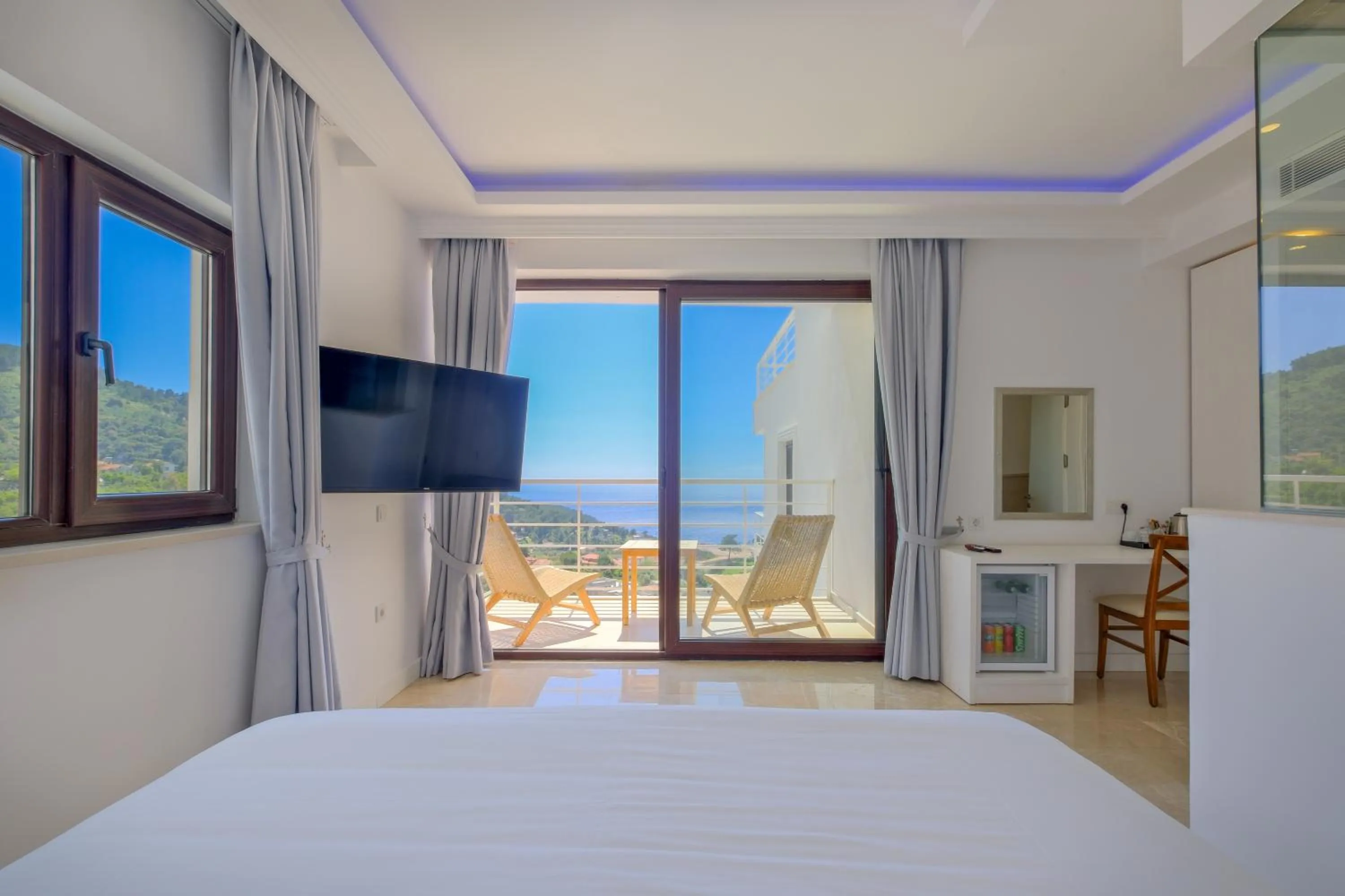 View (from property/room), Bed in Highclere Hotel and Spa