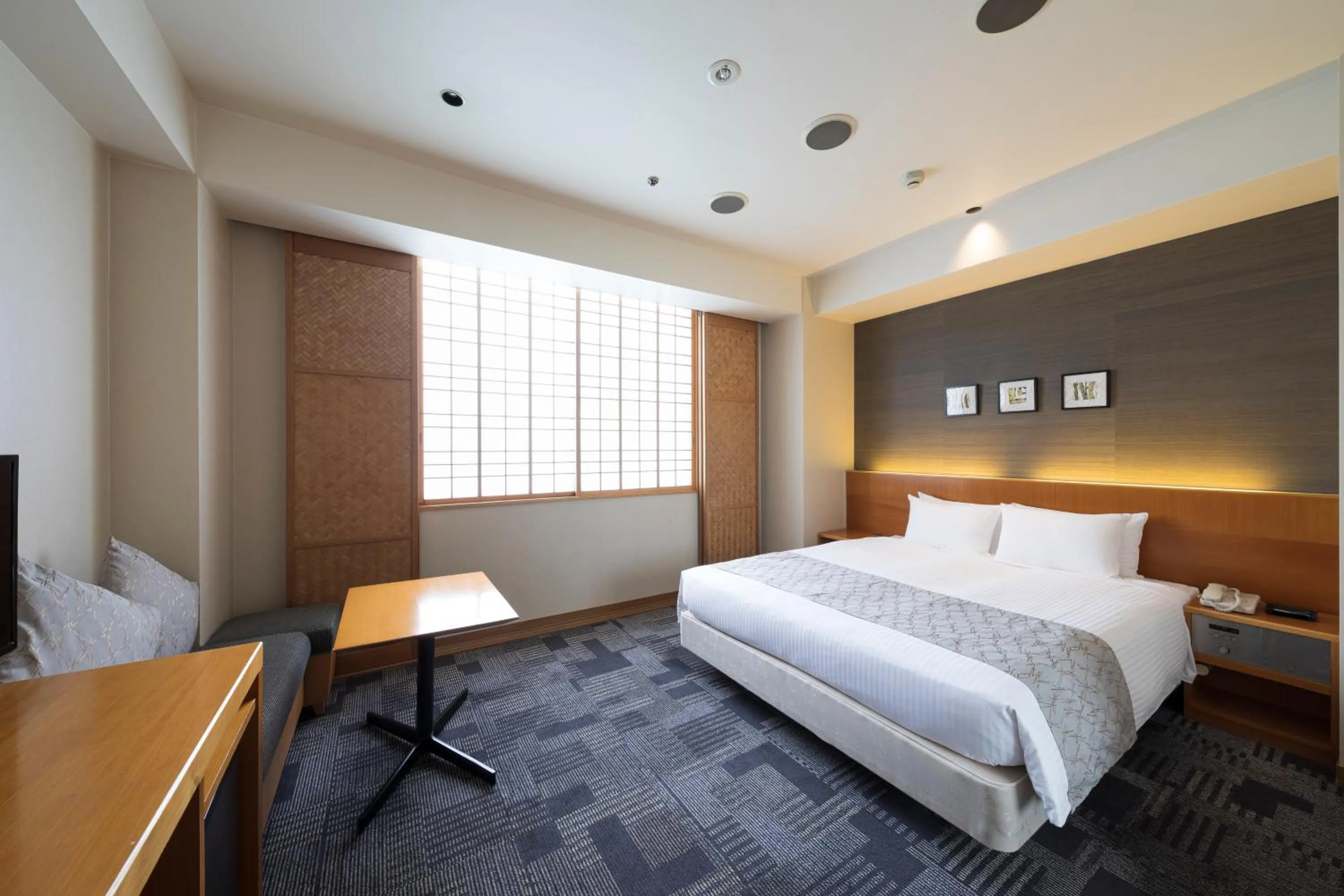 Photo of the whole room, Bed in Nara Plaza Hotel