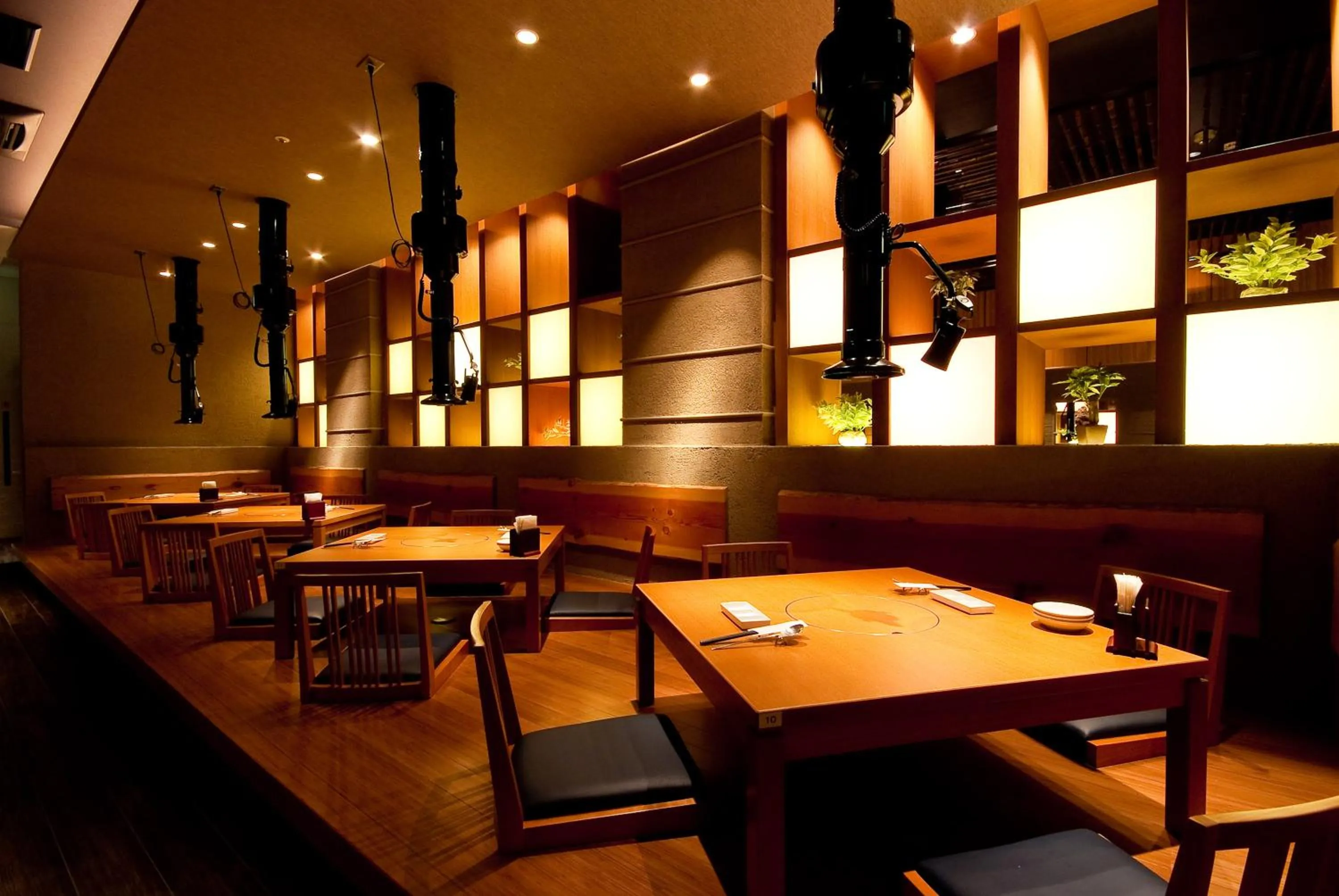Restaurant/places to eat in Nara Plaza Hotel
