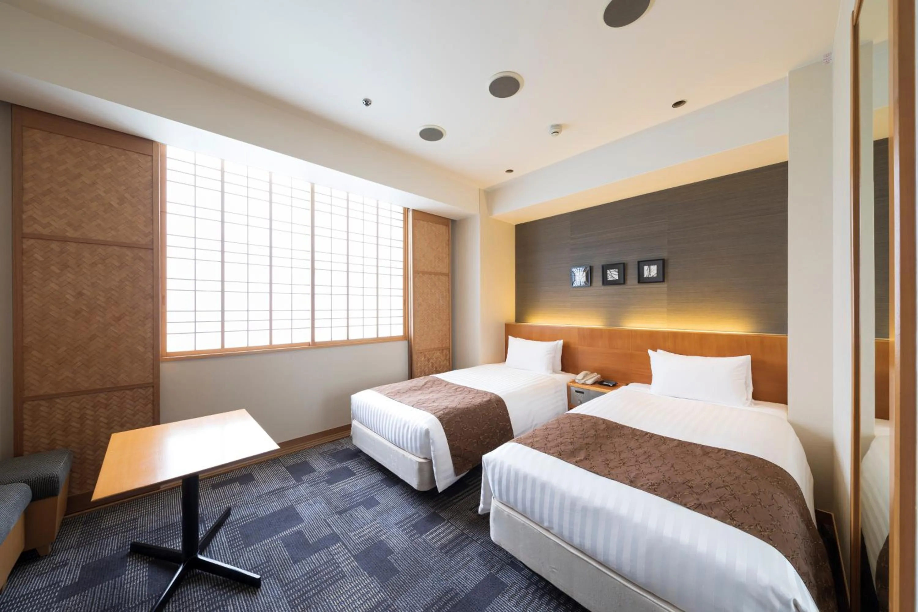 Photo of the whole room, Bed in Nara Plaza Hotel