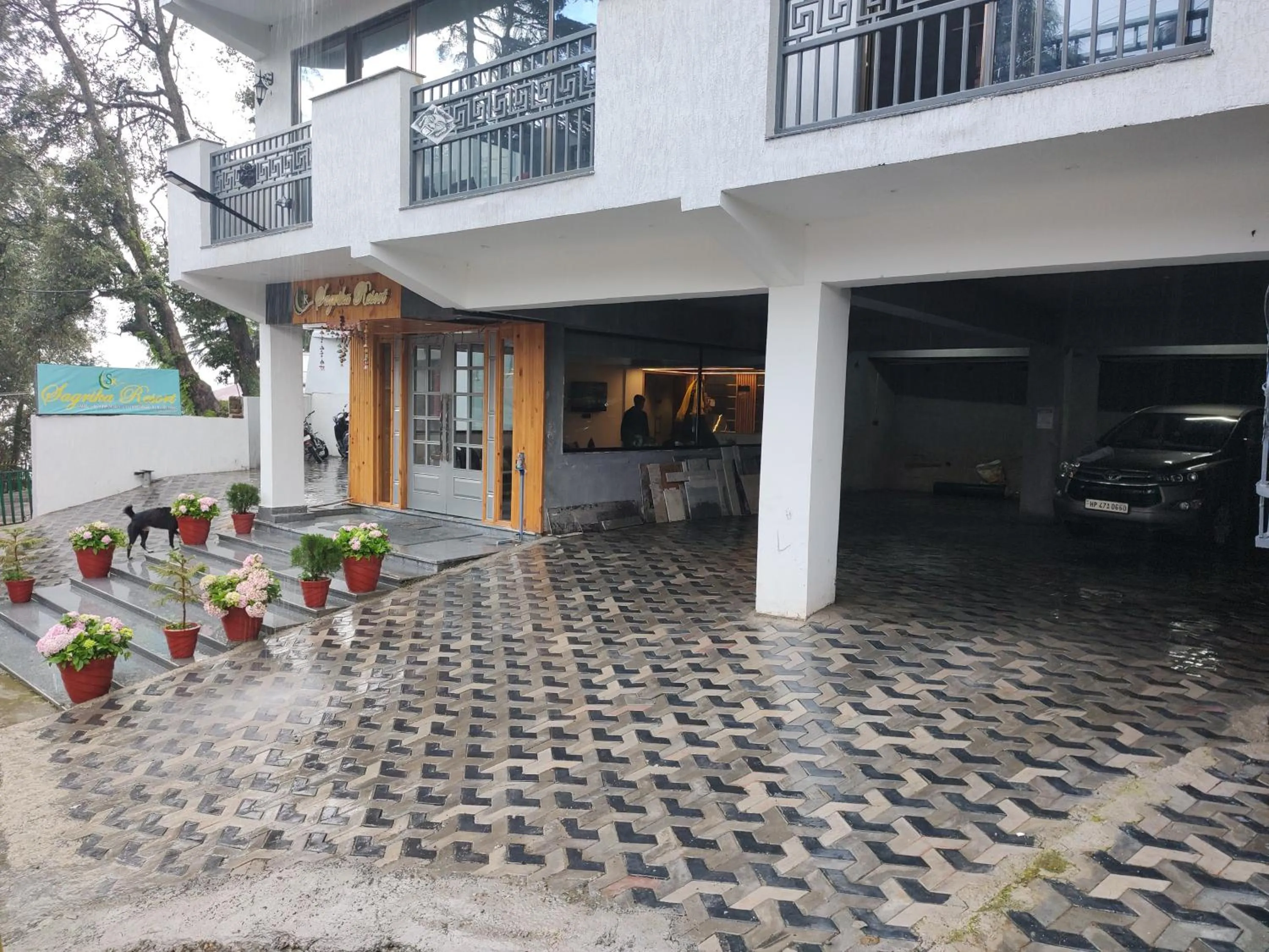 Parking in Sagrika Resort Dalhousie