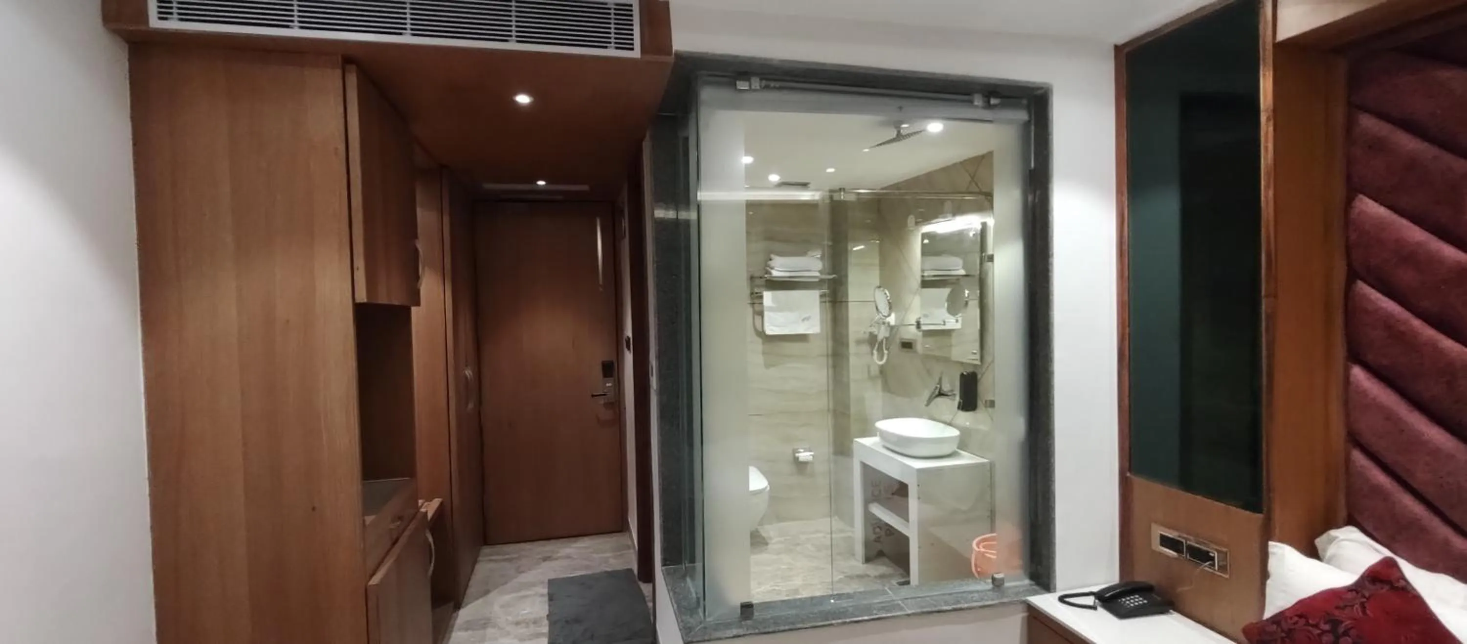 Toilet in Sagrika Resort Dalhousie