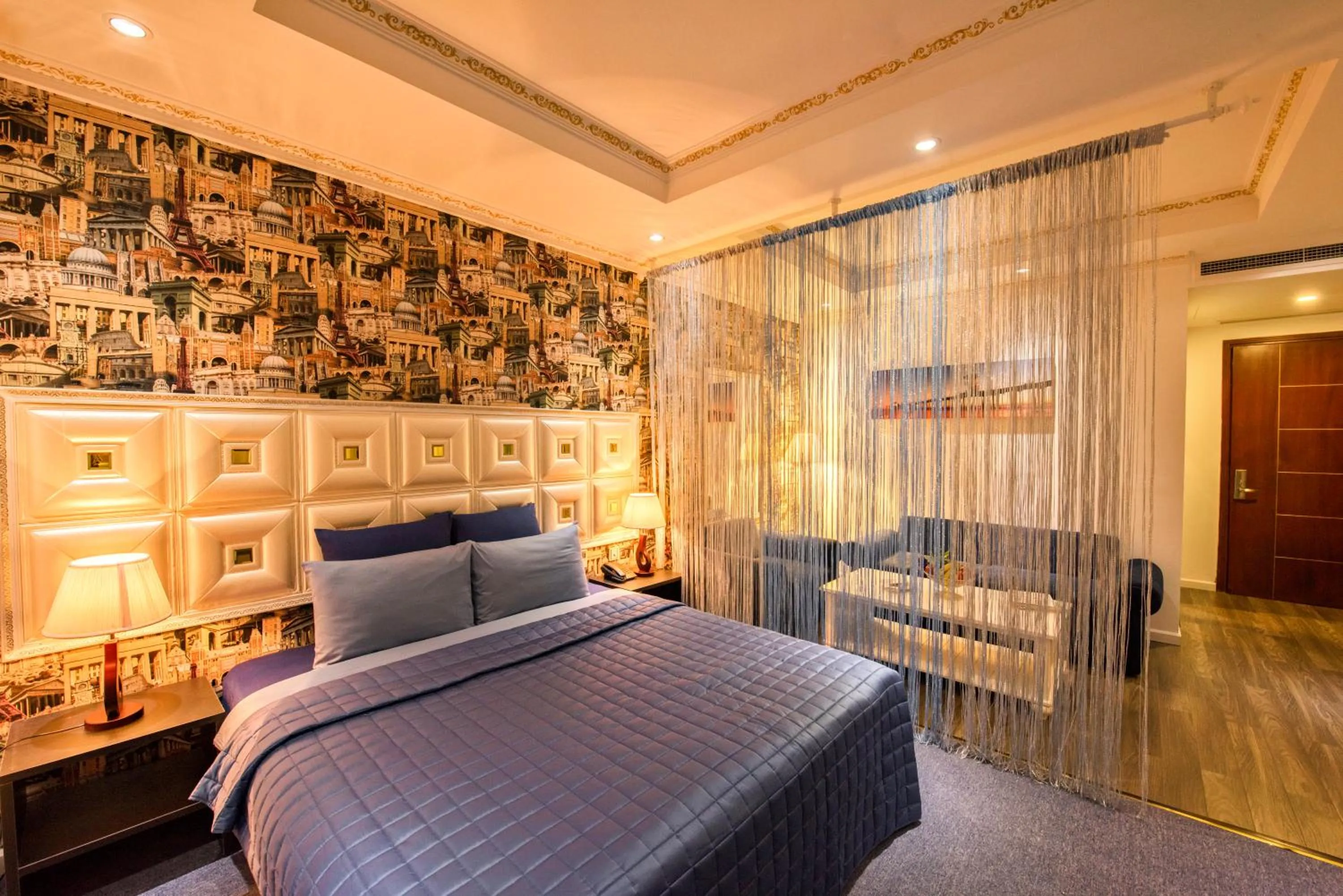 Bedroom in Golden Crown Hotel