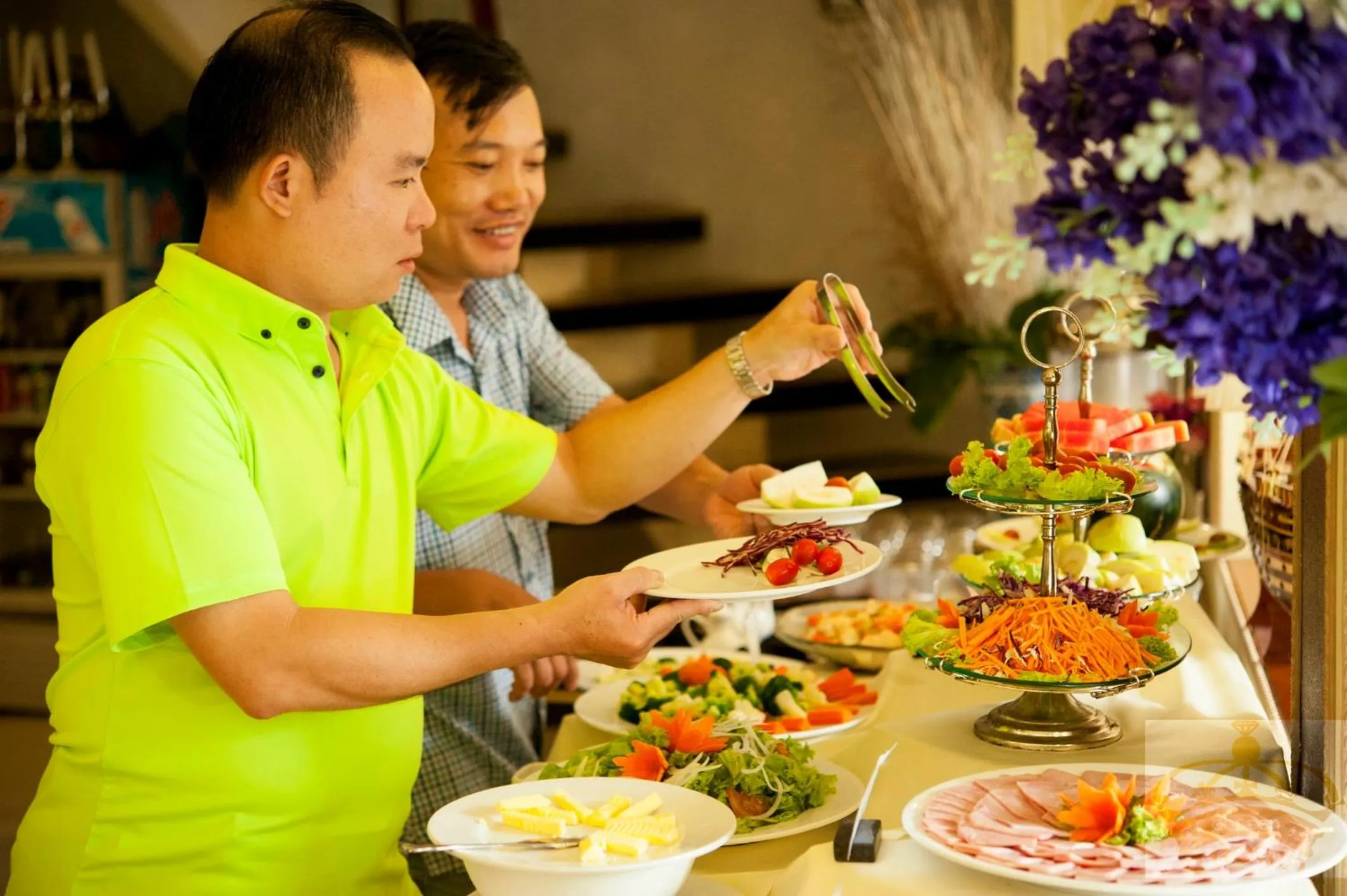 American breakfast in Golden Crown Hotel