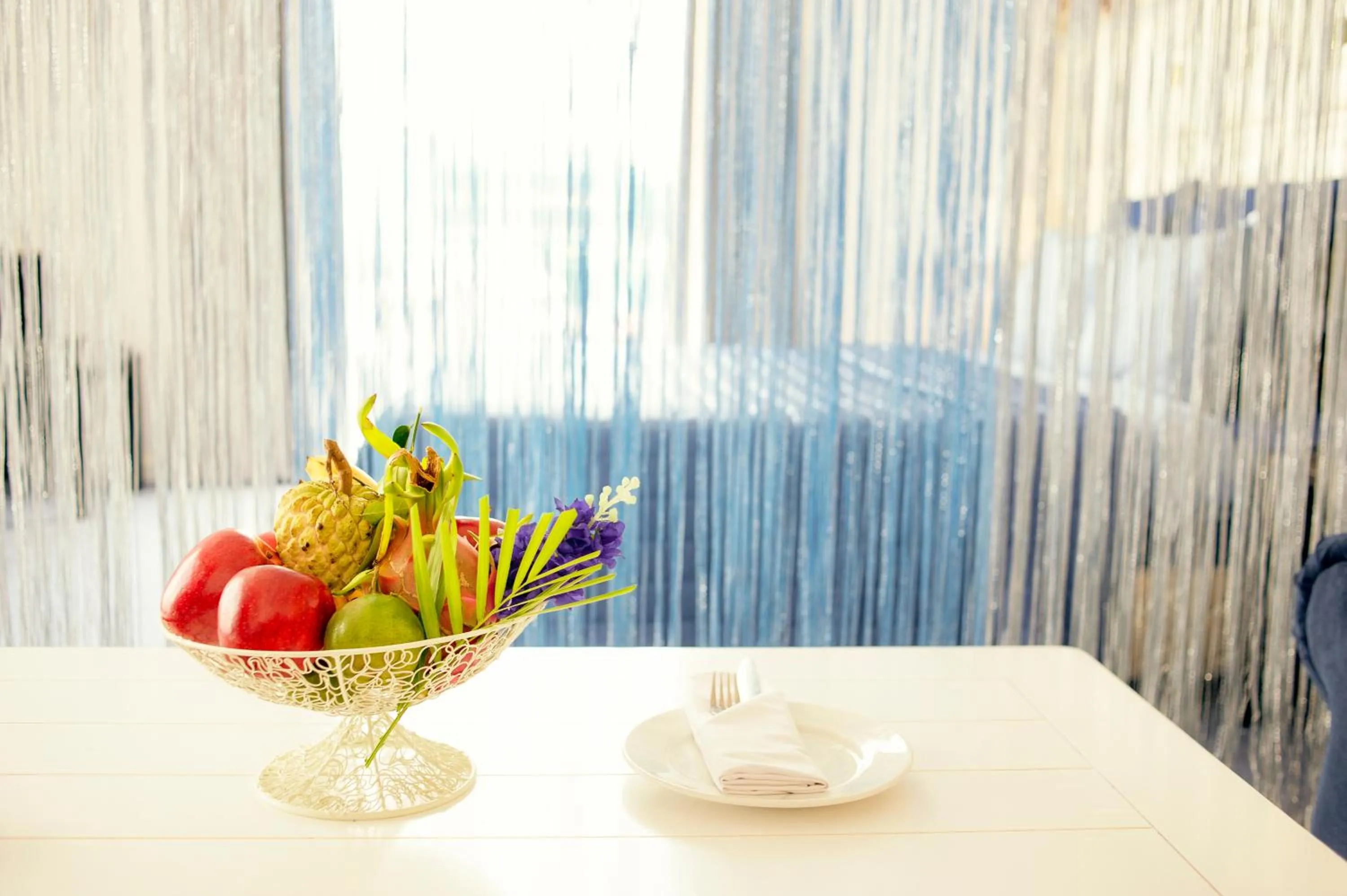 Food and drinks in Golden Crown Hotel