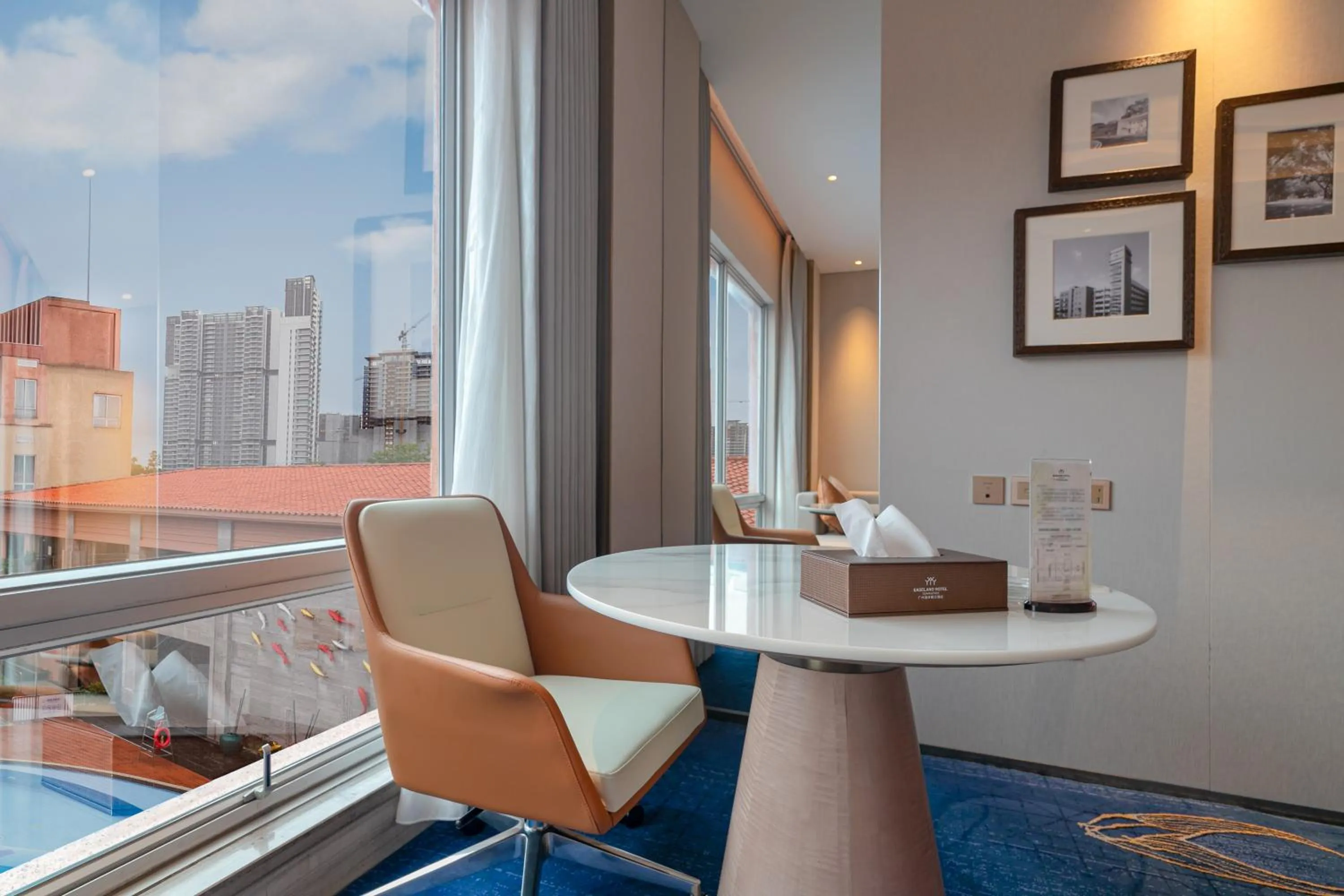 Area and facilities in Easeland Hotel Guangzhou