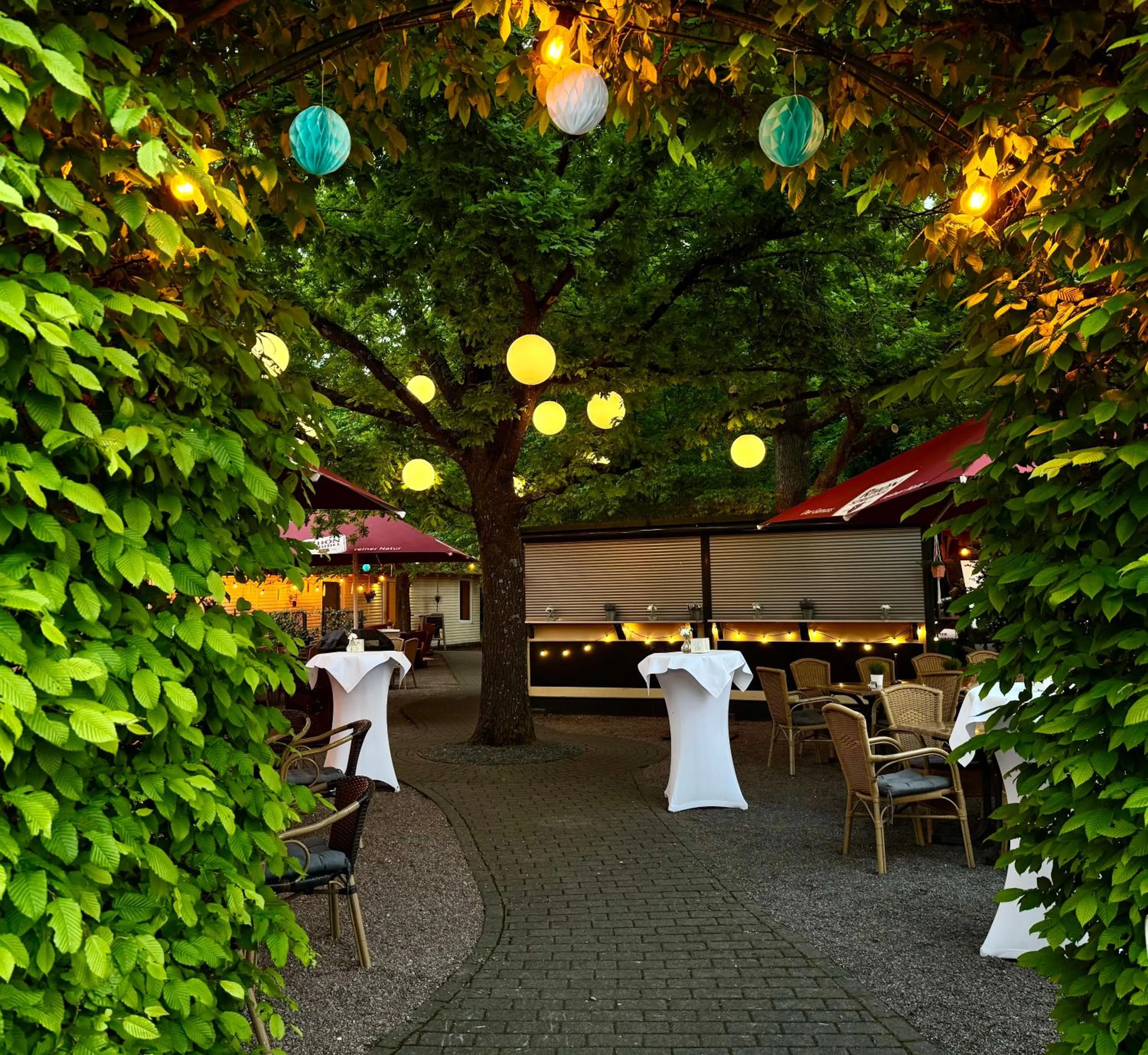 Restaurant/places to eat in Landhotel Grashof