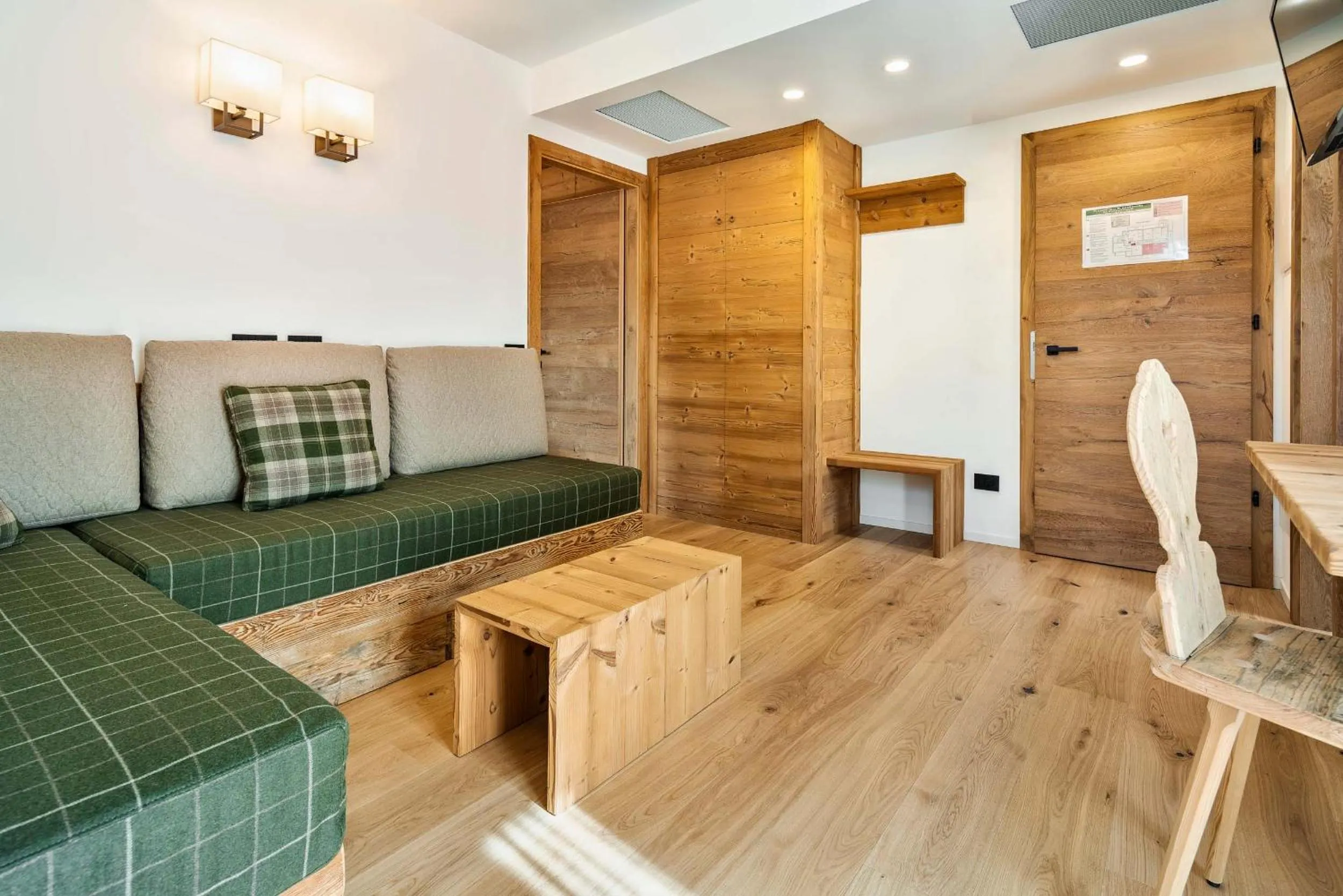 Living room in Camina Suite and Spa