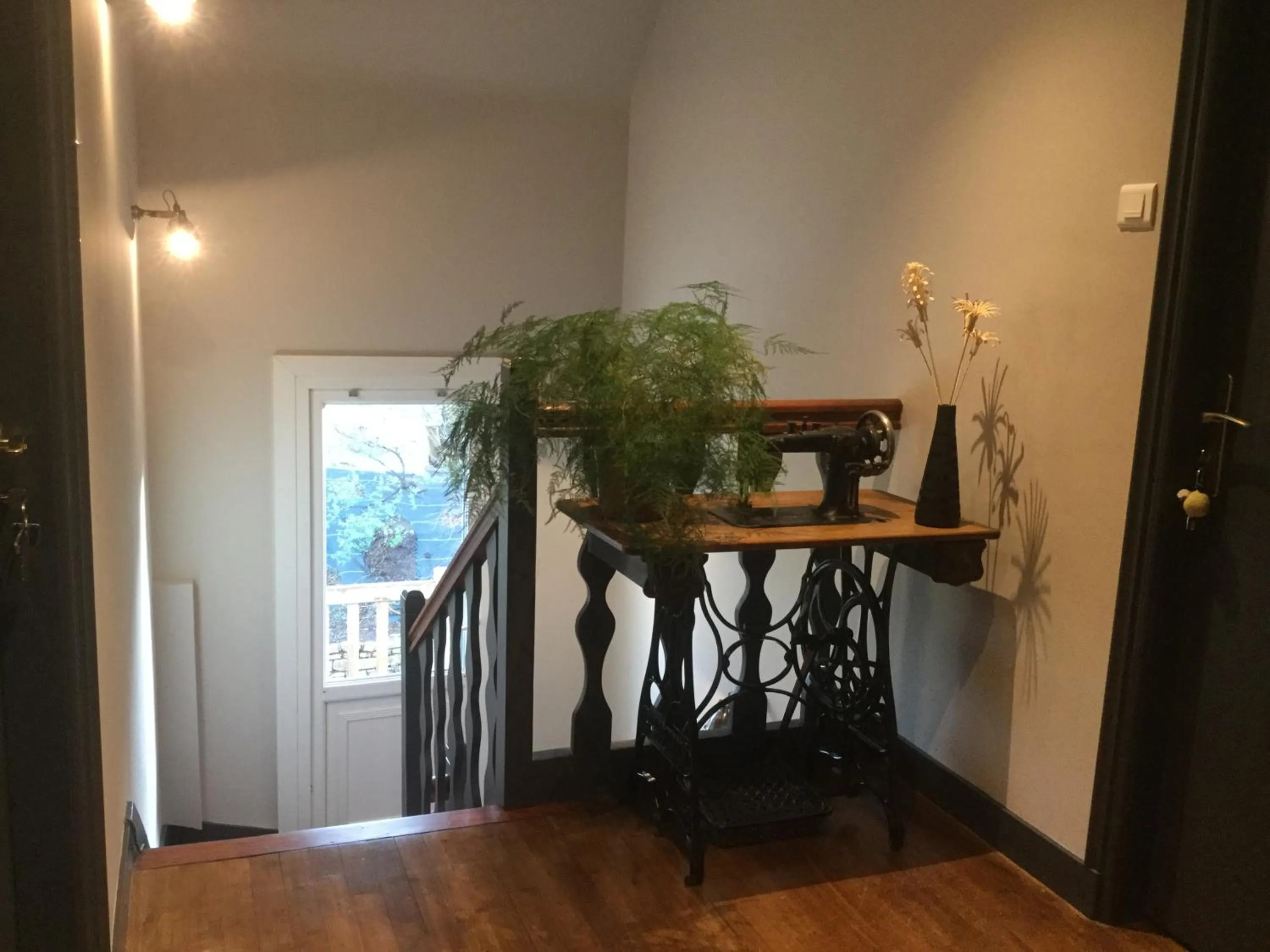 Facade/entrance in Les Chambres de Kermenguy