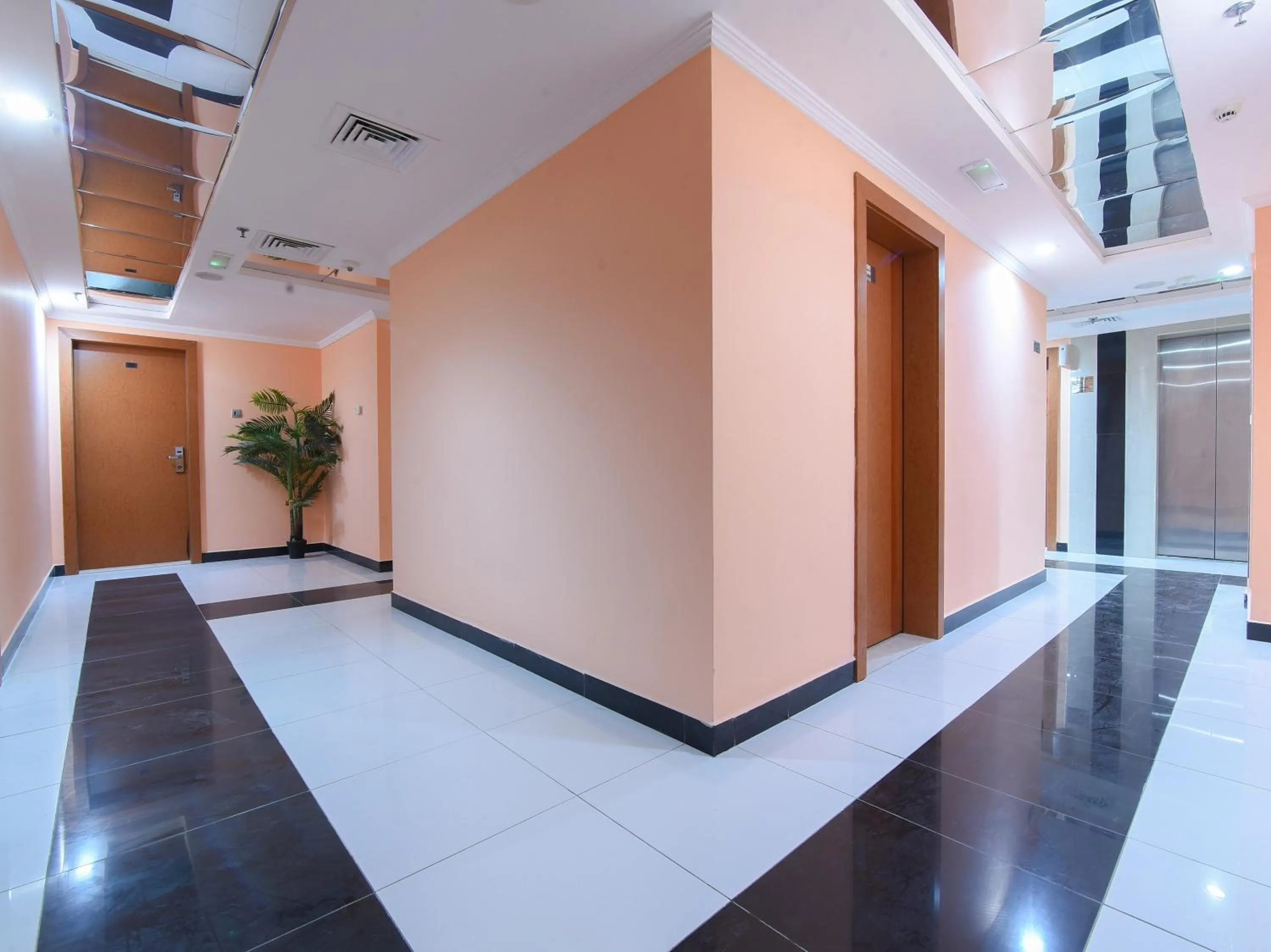 Floor plan in Mirage Hotel