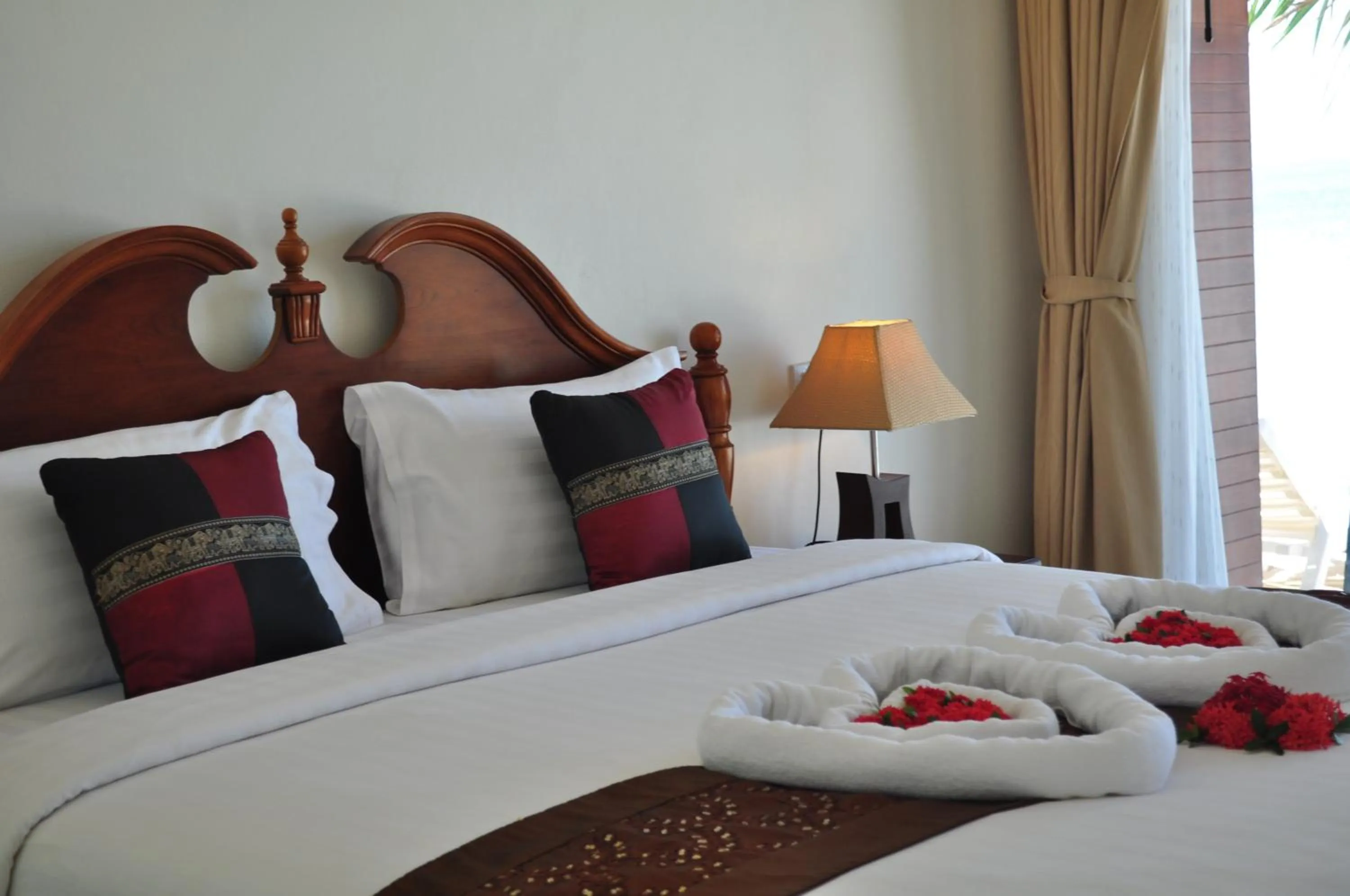 Sea view, Bed in Lanta Seafront Resort