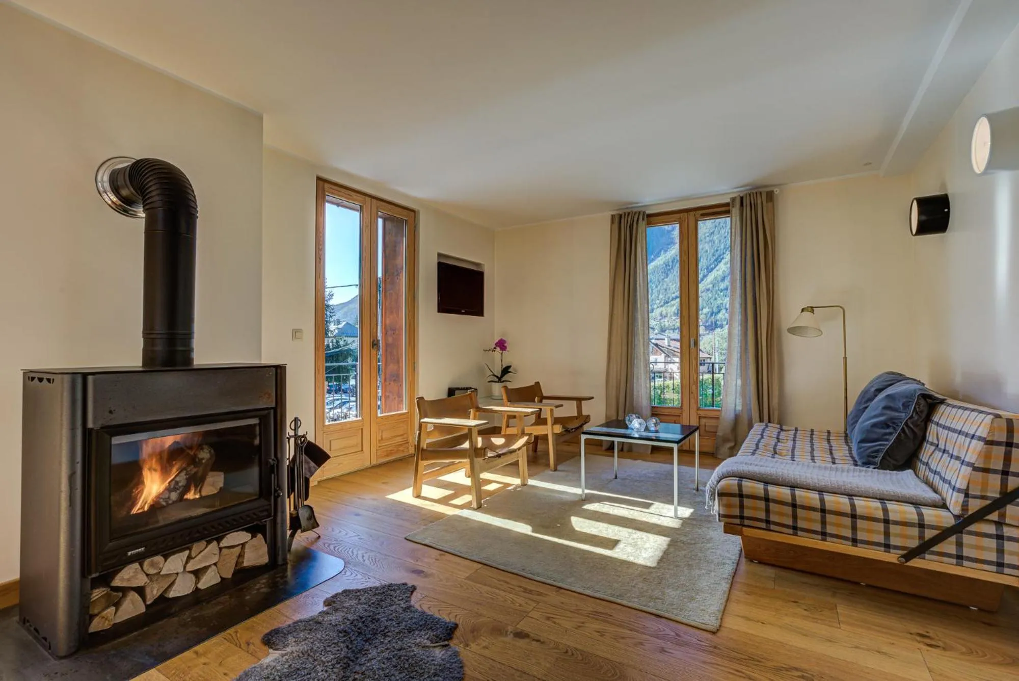 TV and multimedia in Villa Mont Blanc