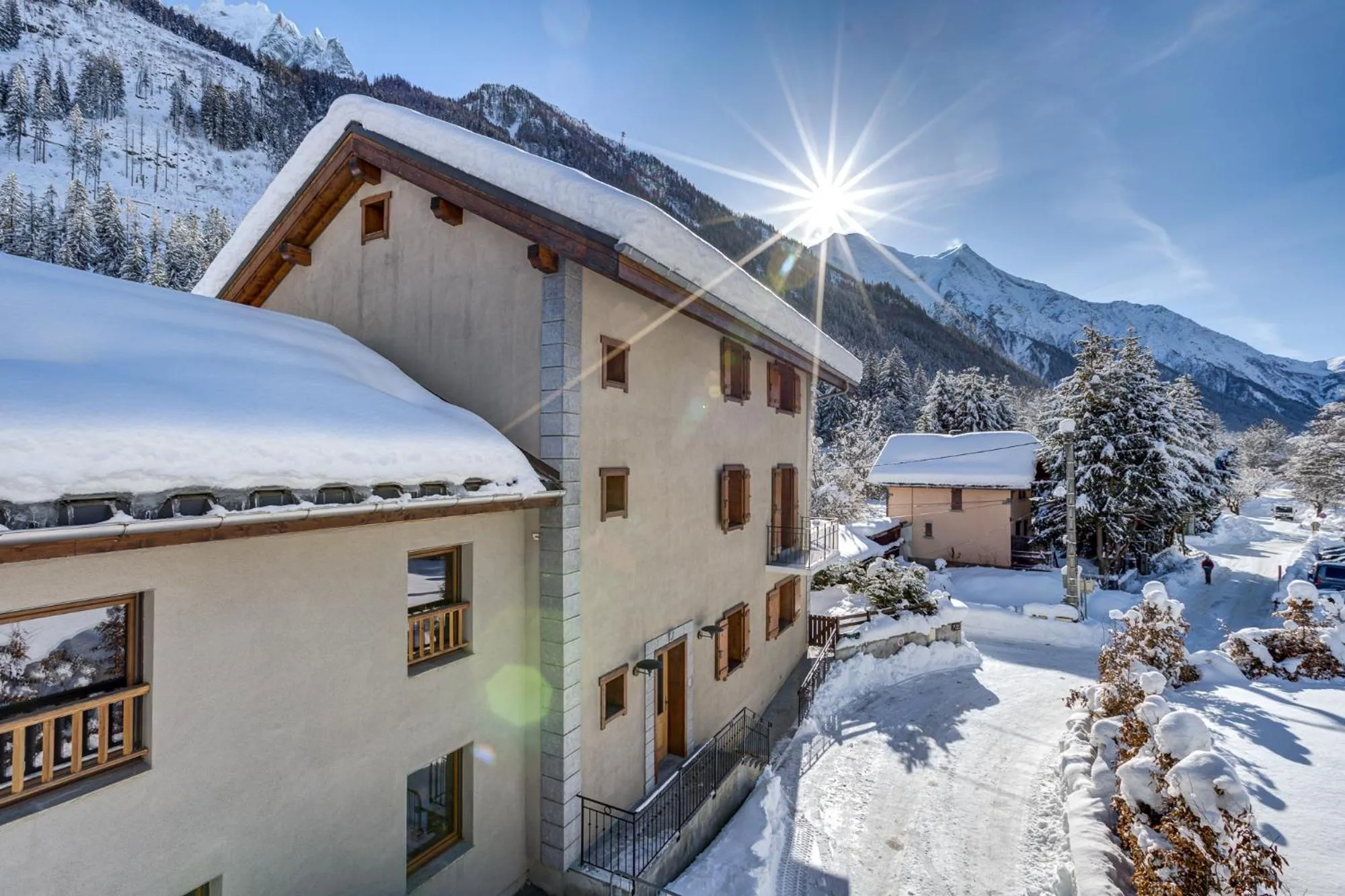 Property building in Villa Mont Blanc