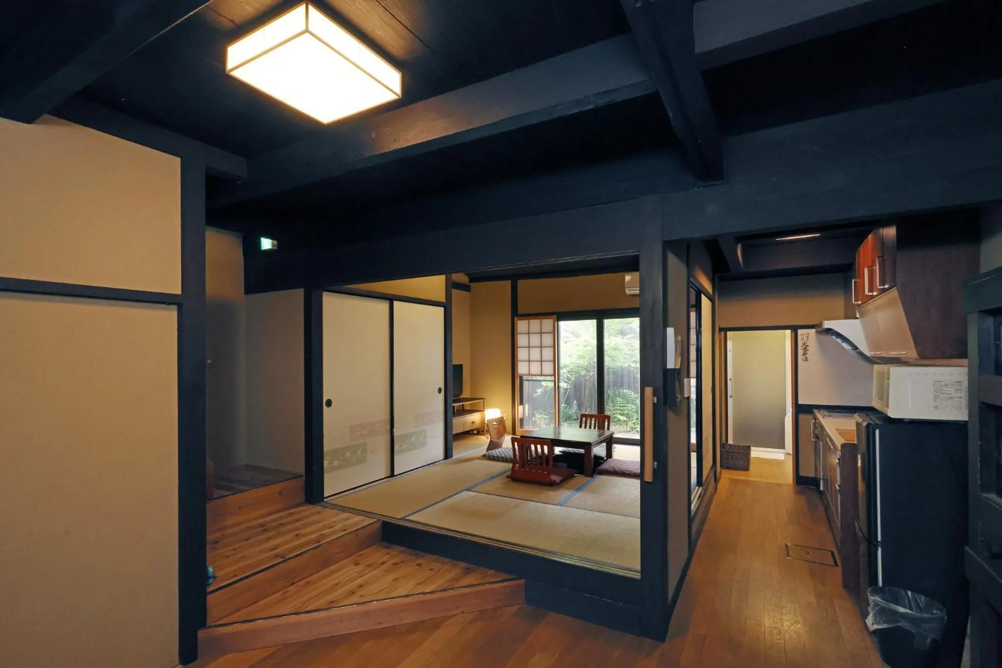Living room, Bed in Heiankyu-dairi no yado