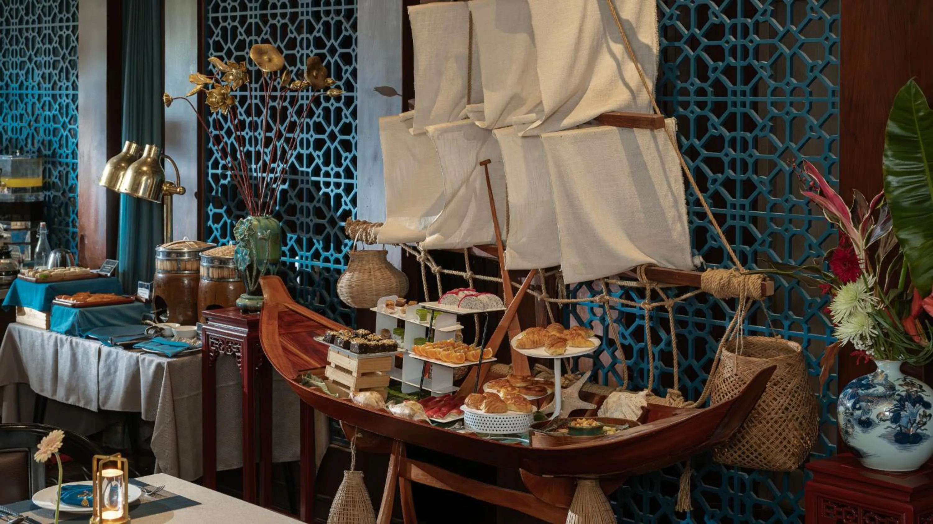 Restaurant/places to eat in The Odys Boutique Hotel