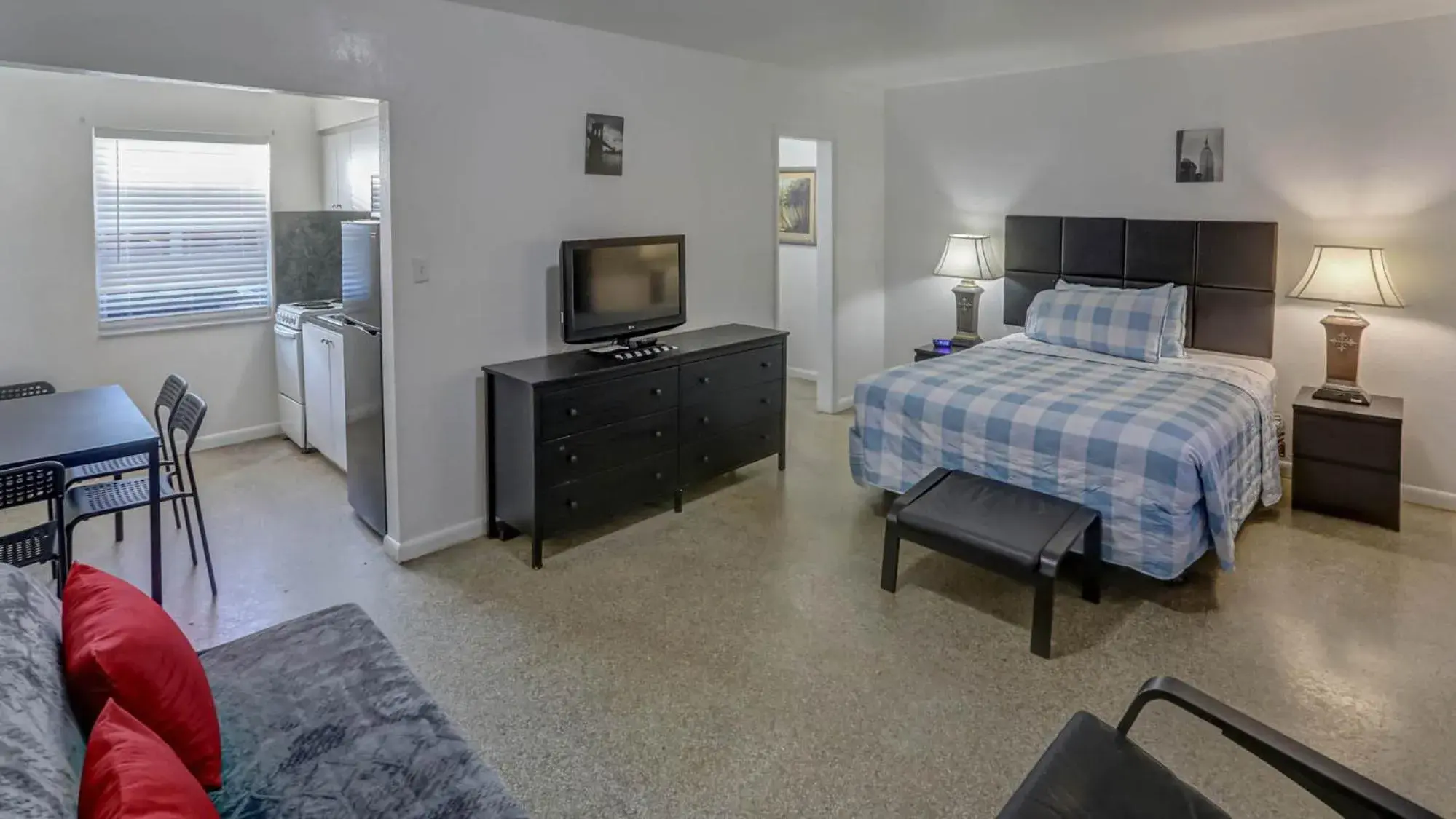 Deluxe Studio in Green Seas Motel Deluxe Studio in Green Seas Motel