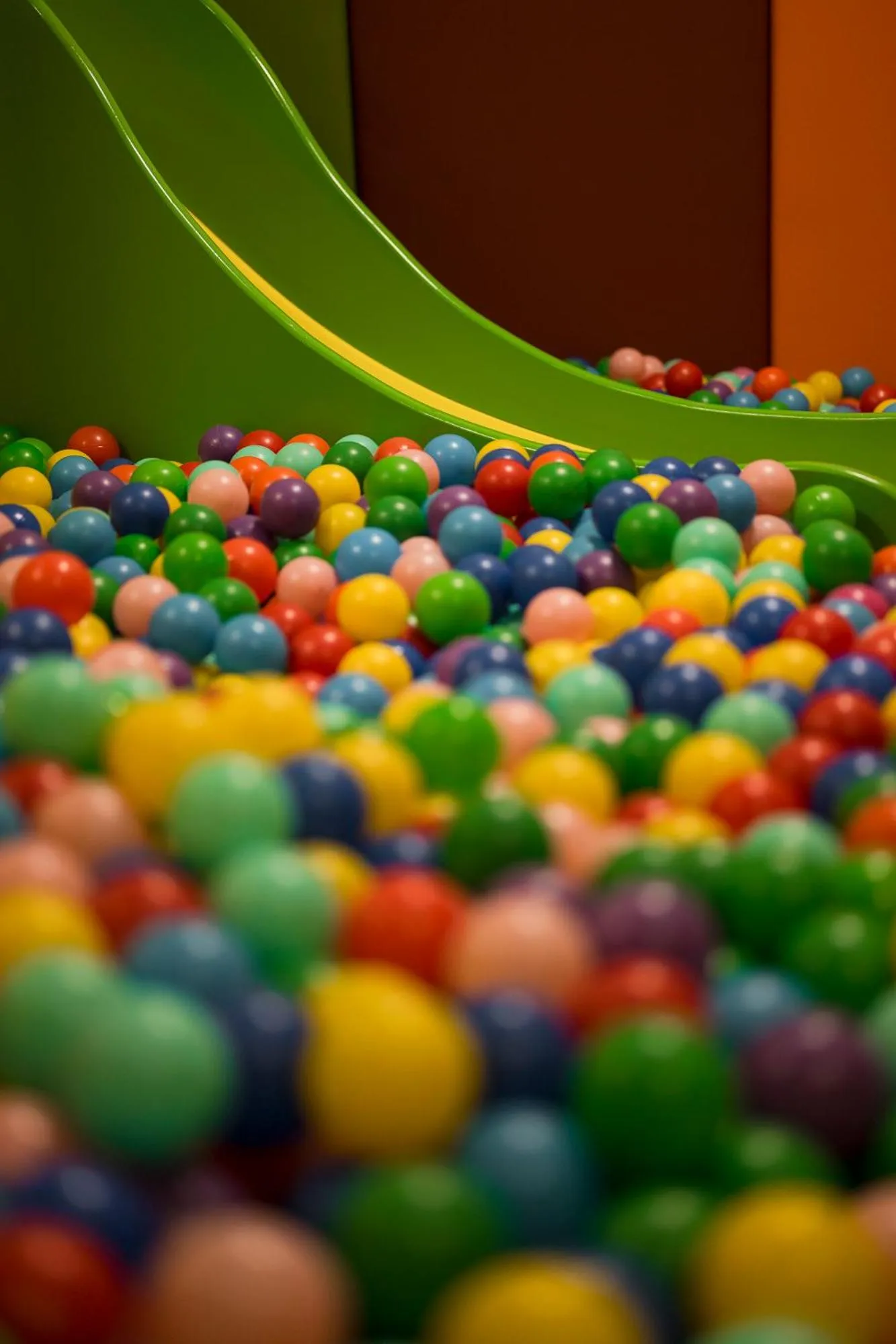 children in Amaris Suites