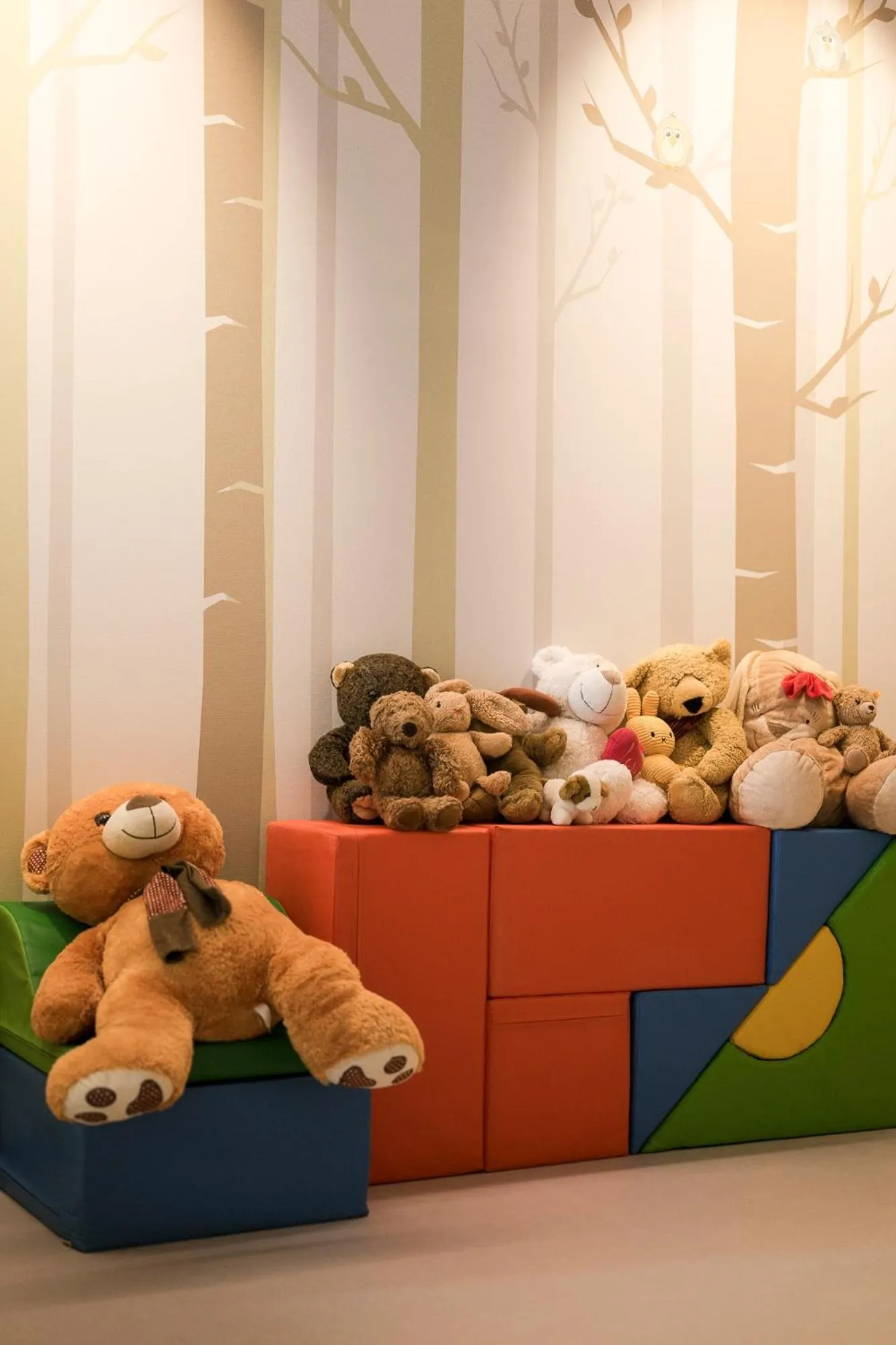 children in Amaris Suites