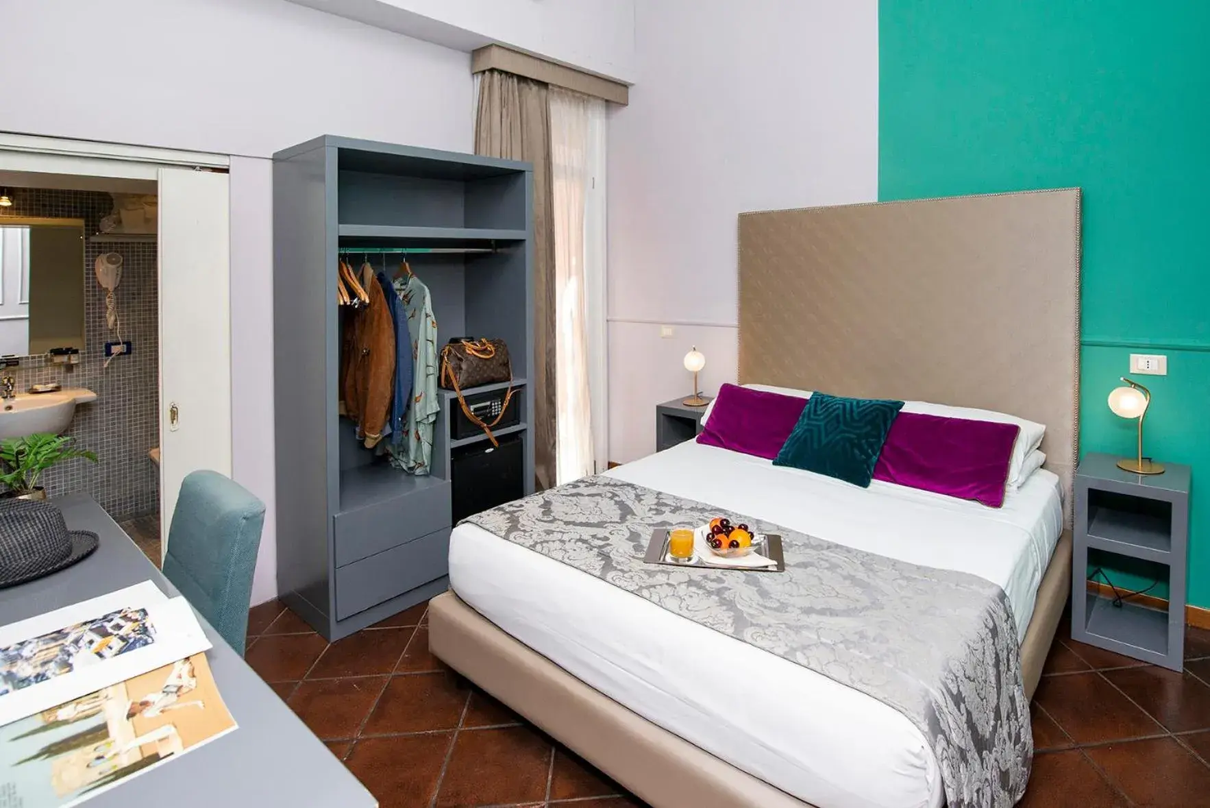 Standard Double Room - single occupancy in Town House Campo De Fiori Standard Double Room - single occupancy in Town House Campo De Fiori