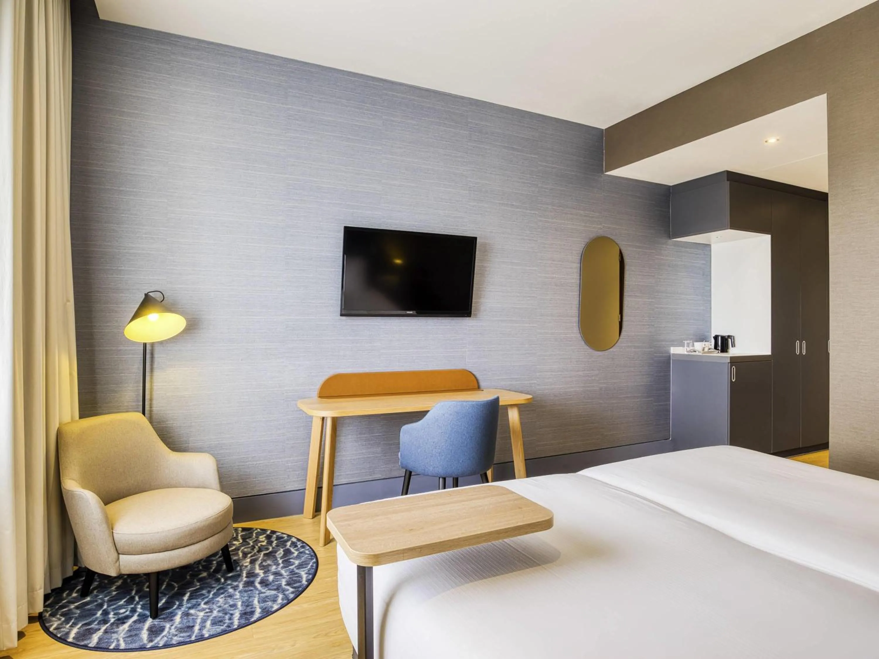 Bedroom, Bed in Mercure Hotel Amersfoort Centre