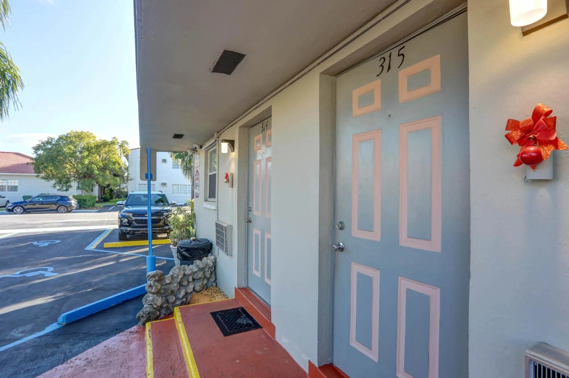 Richard's Motel Extended Stay