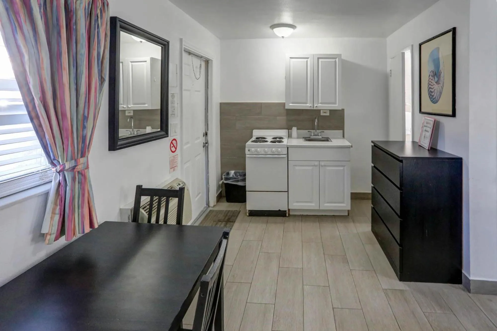 Richard's Motel Extended Stay