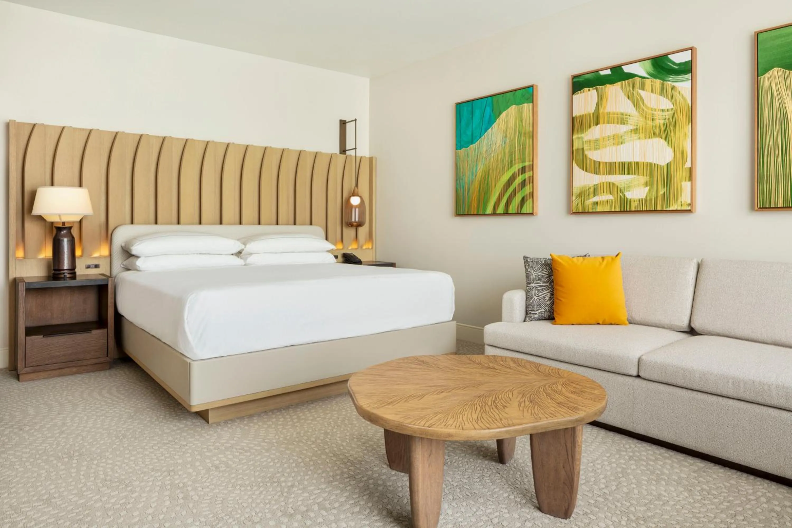 Bed in Hilton Waikoloa Village