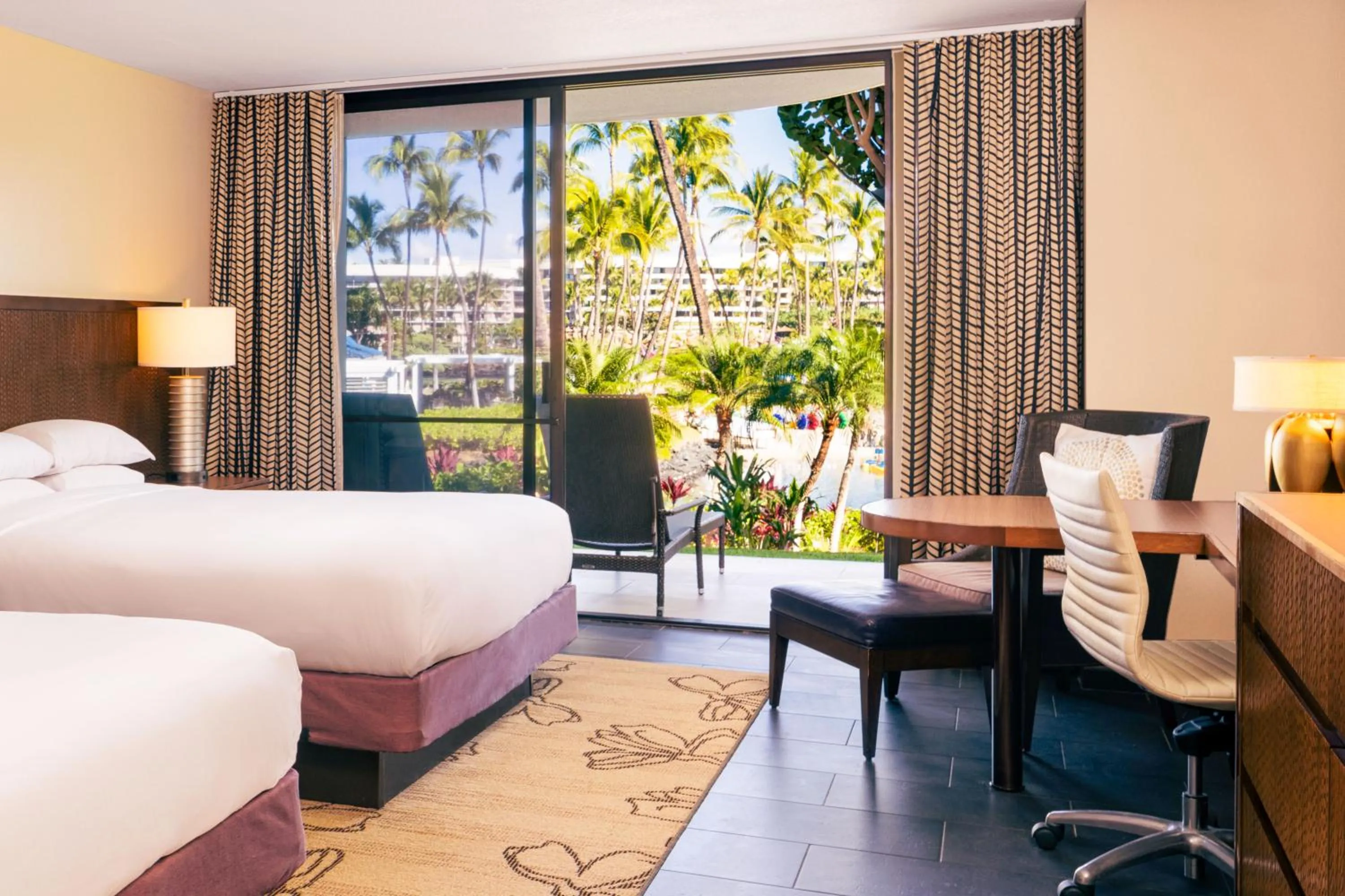 Bedroom, Bed in Hilton Waikoloa Village