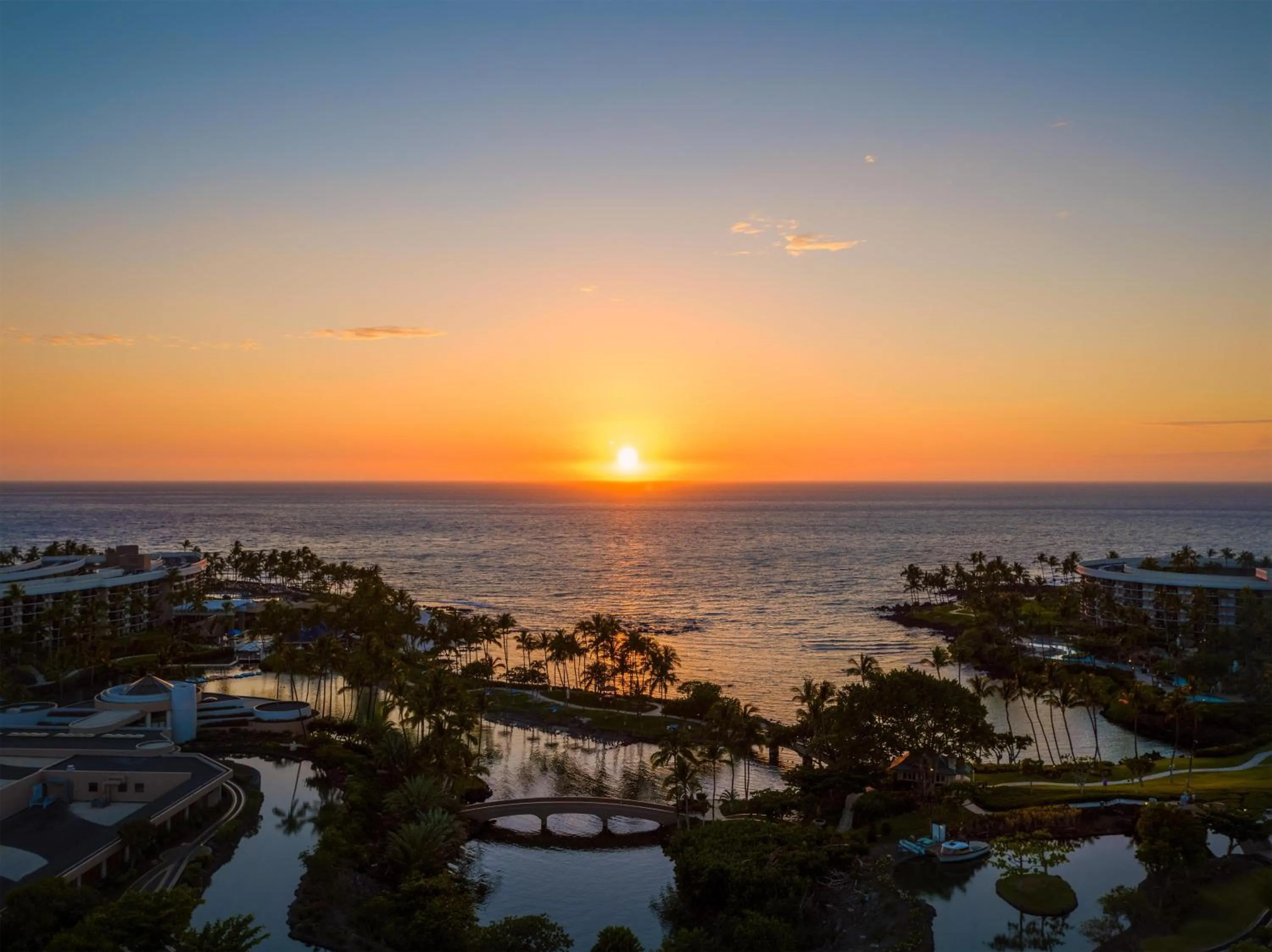 Pool view in Hilton Waikoloa Village