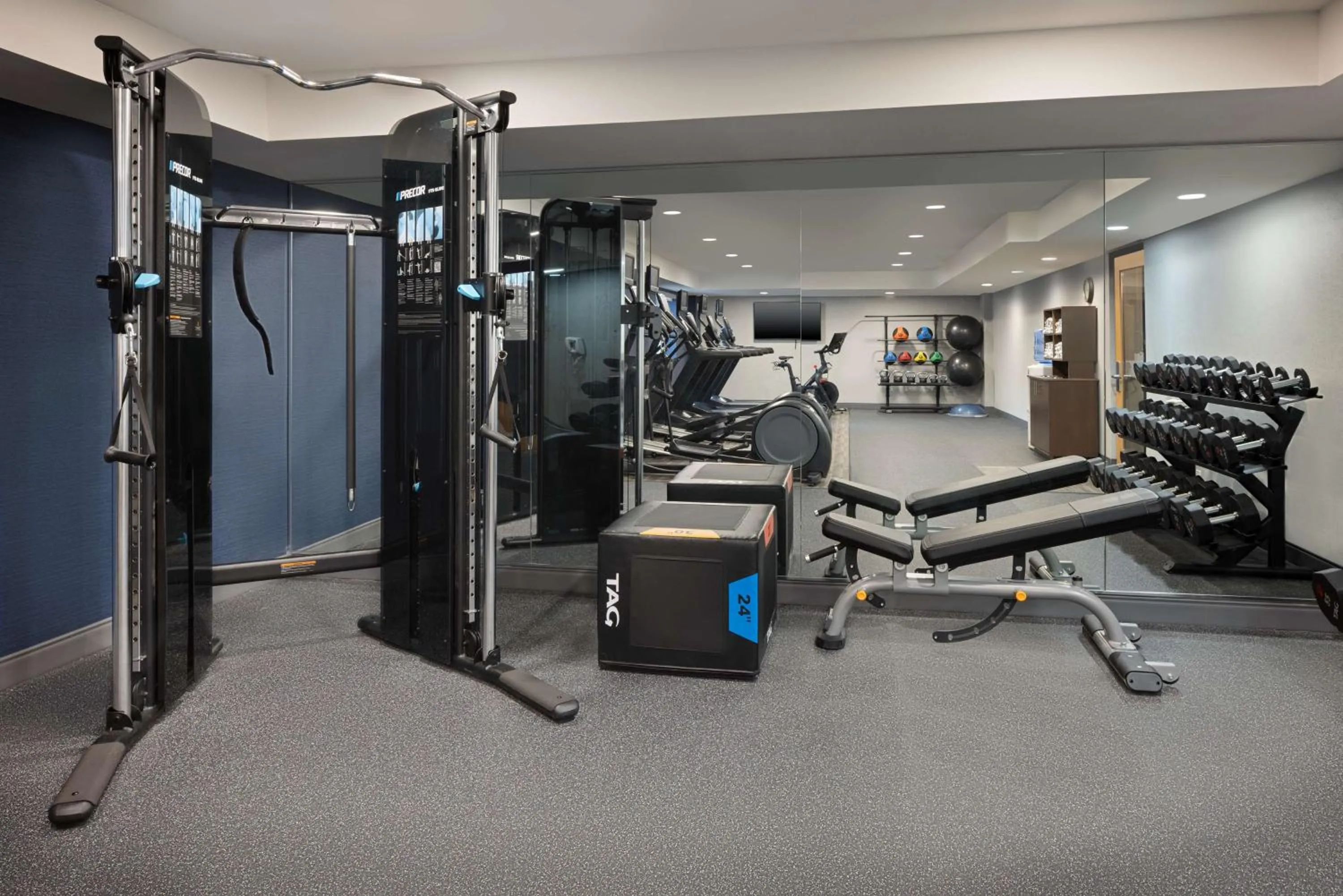 Fitness centre/facilities in Hampton Inn & Suites Myrtle Beach Oceanfront